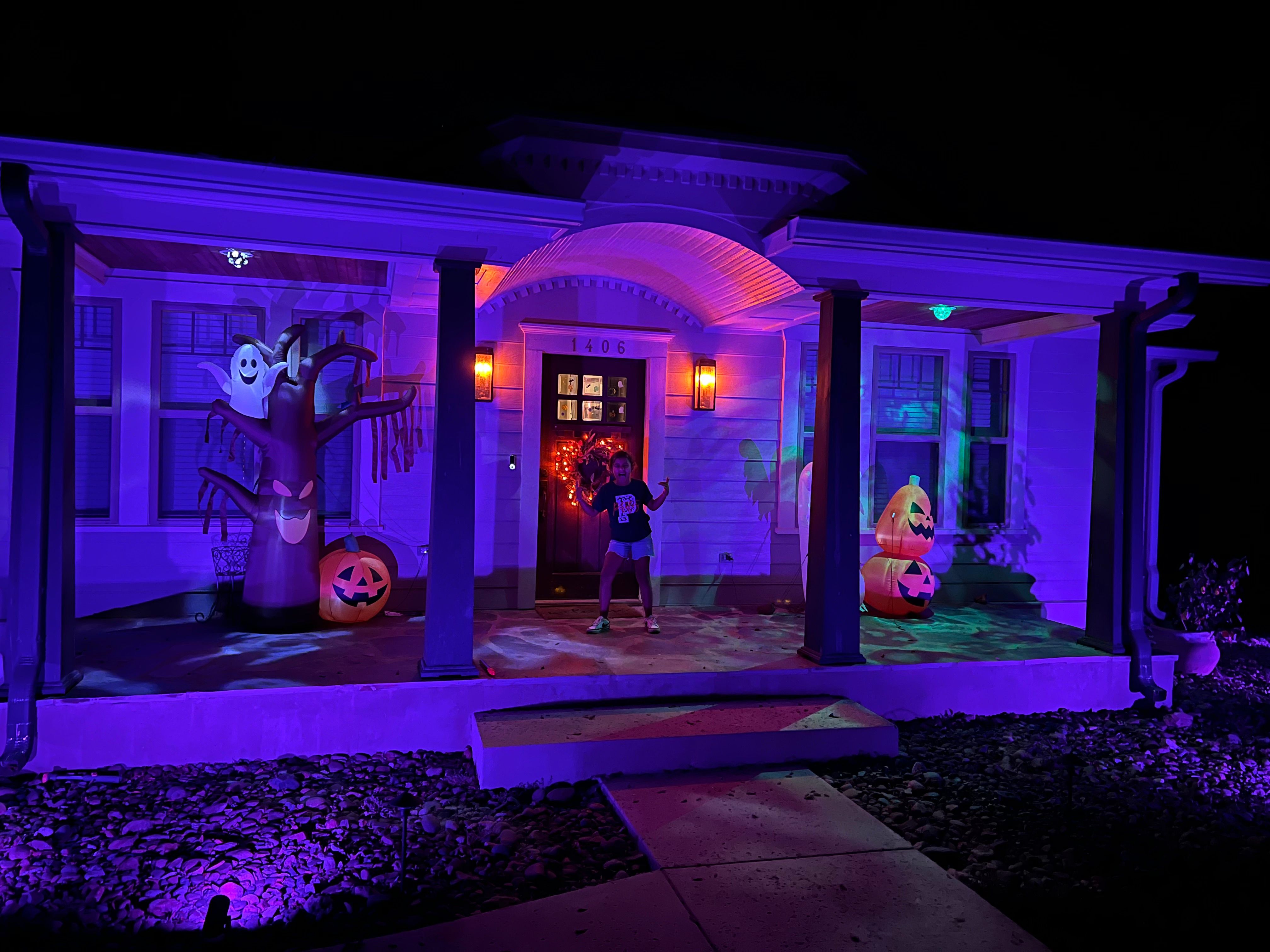  for LUX Electric in Floresville, TX