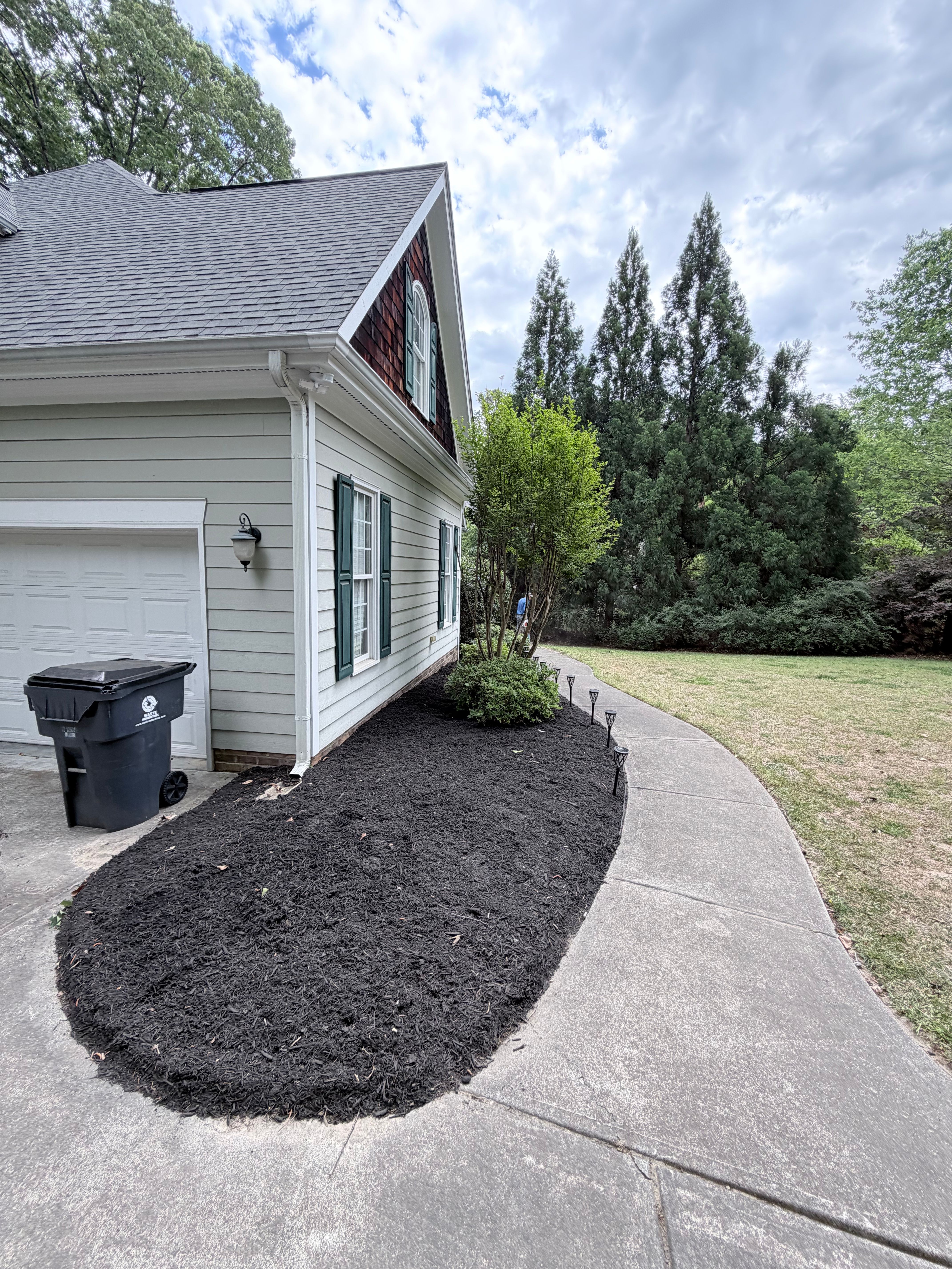 Before and After for Wake & Franklin Grounds Maintenance in Raleigh, NC