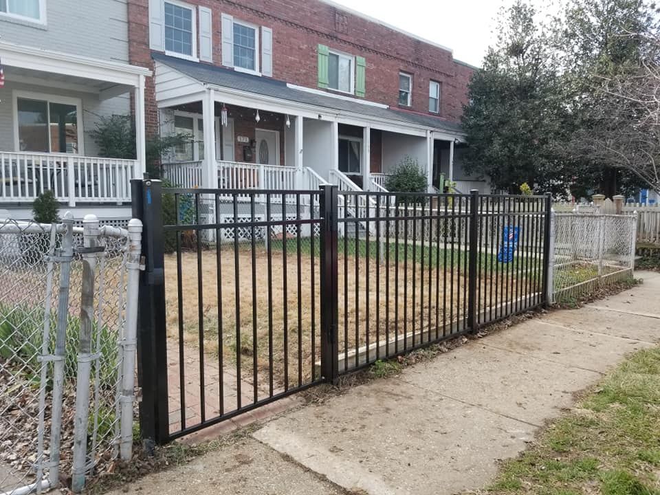  for LALO FENCE in Chantilly, VA