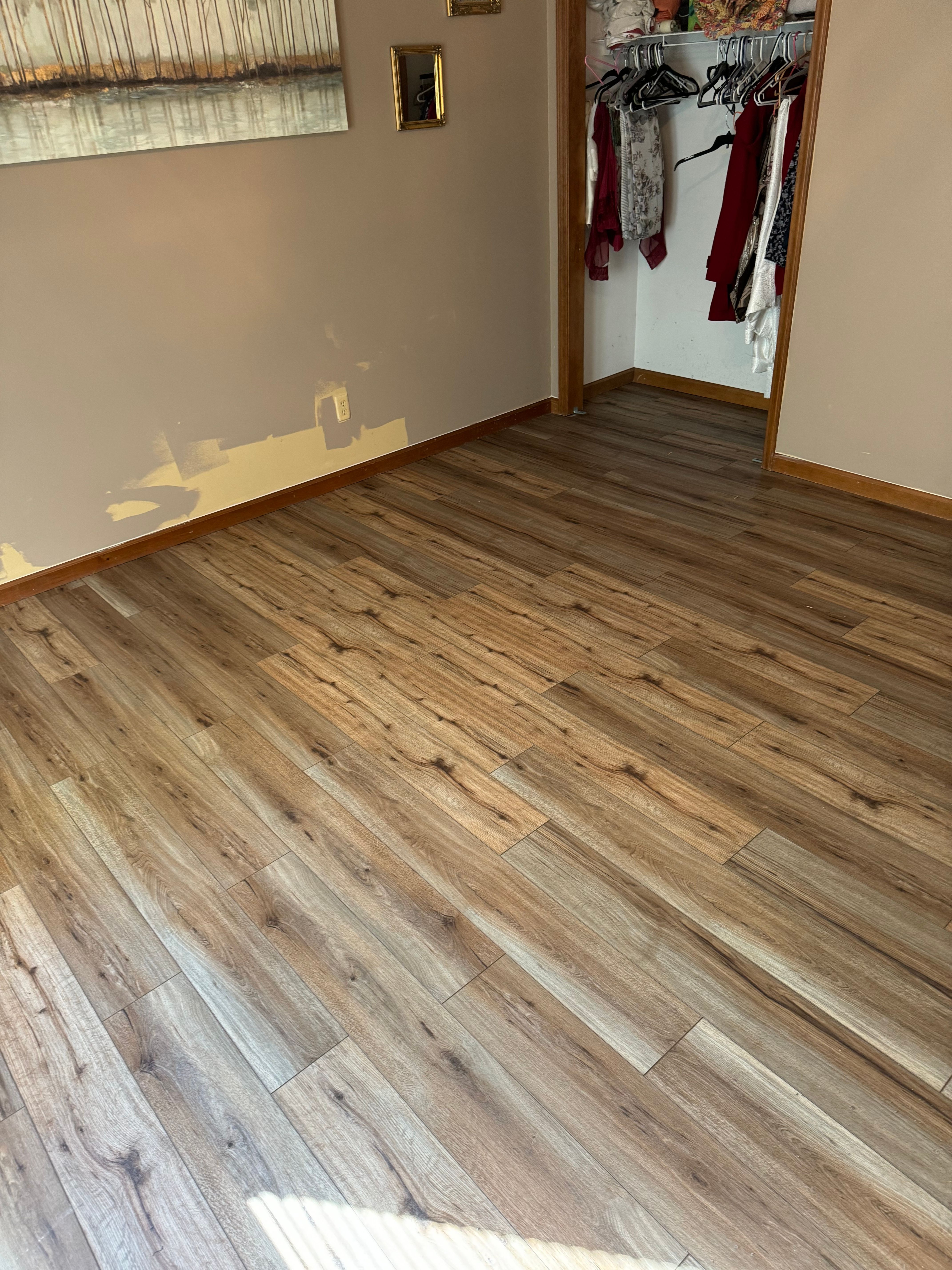  for Willett Flooring Inc. in Springfield, IL