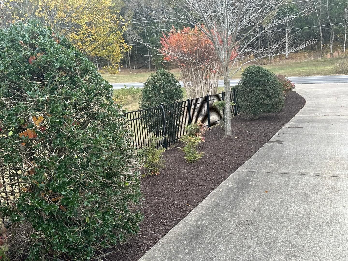  for The Right Price Right Choice Lawn Care Services in Murfreesboro, TN