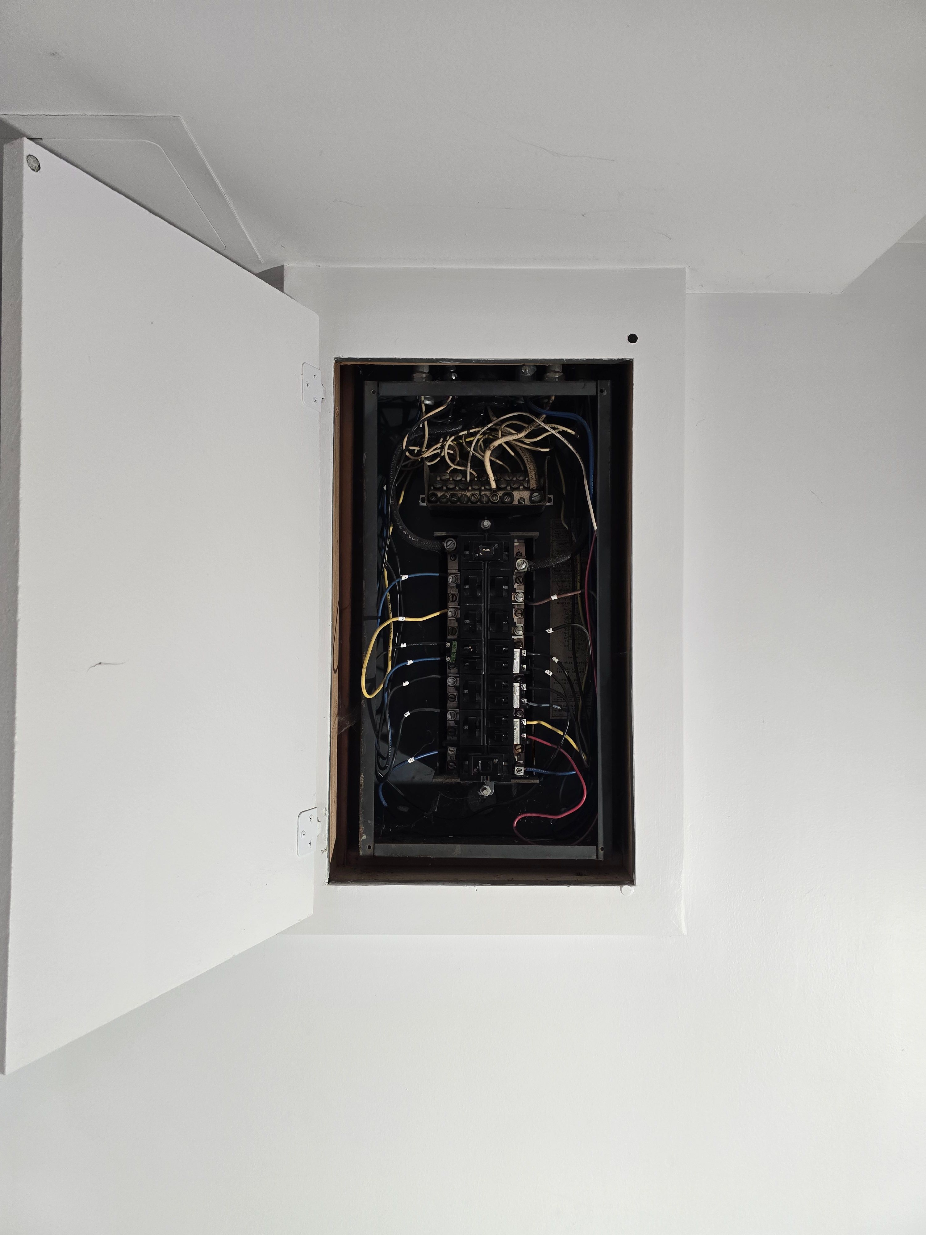  for Grunt Electric in Bensenville, IL