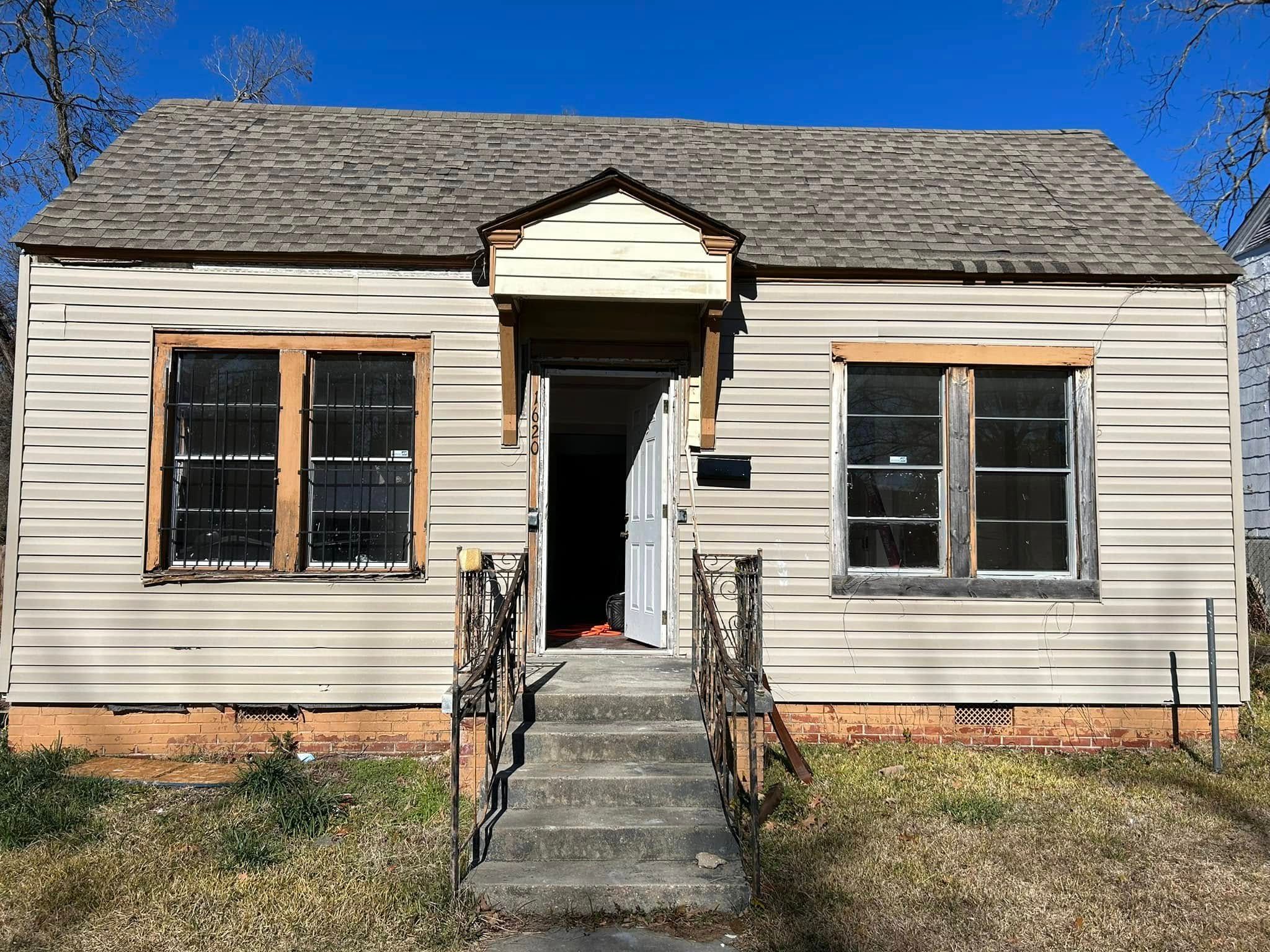  for Well Hung Windows & More in Hot Springs, AR