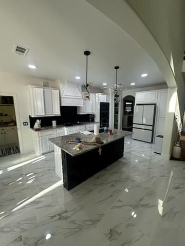  for MJ’s Painting & Remodeling LLC in Irving, TX