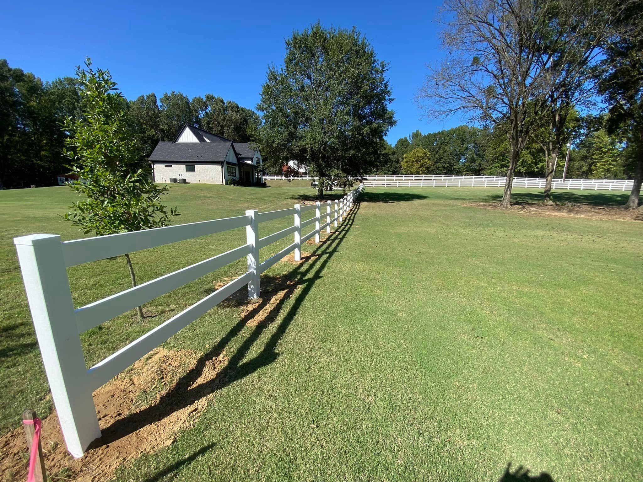  for Manning Fence, LLC in Hernando, MS