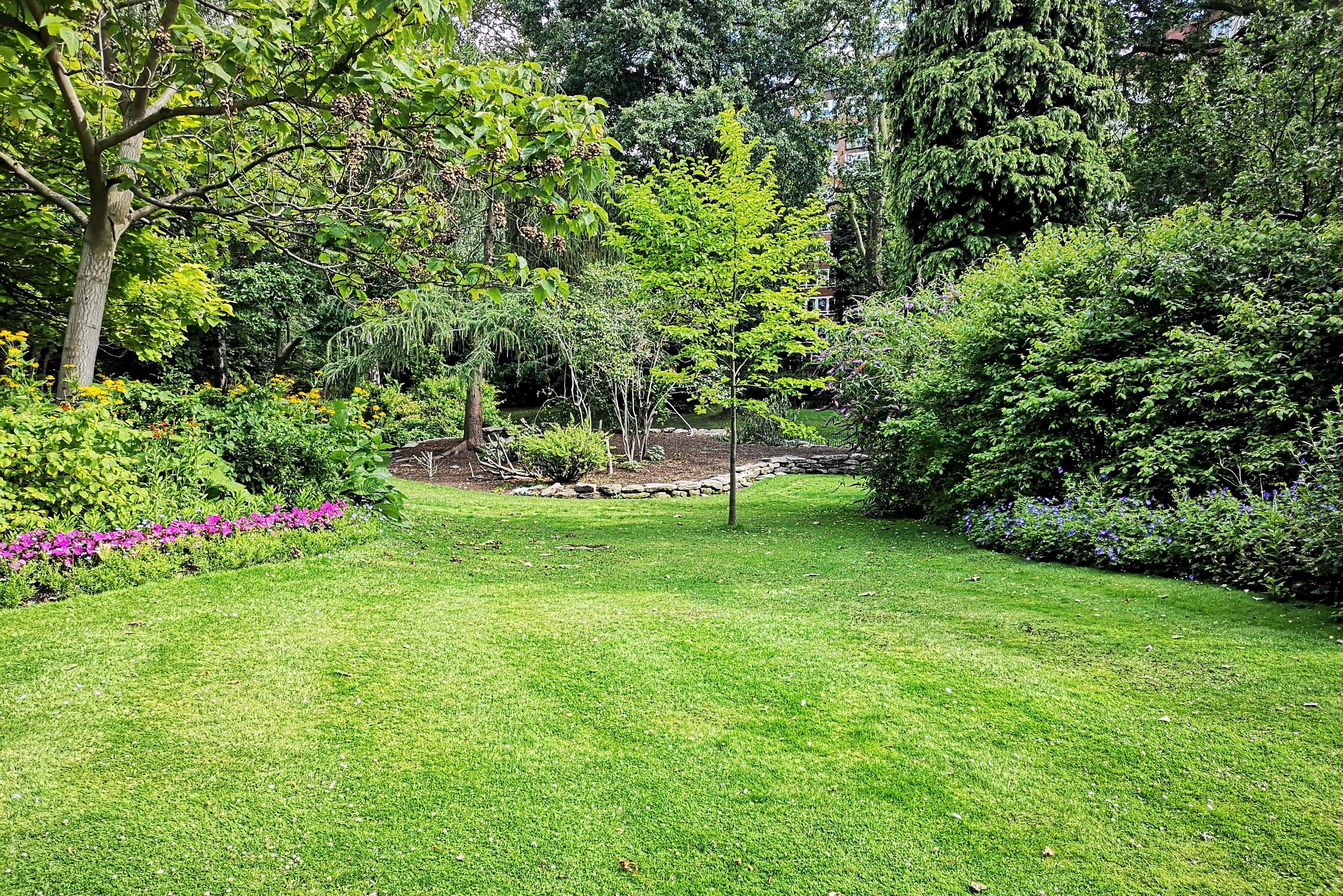 All Photos for Stroud Landscaping & Lawncare Inc. in Springfield, OH
