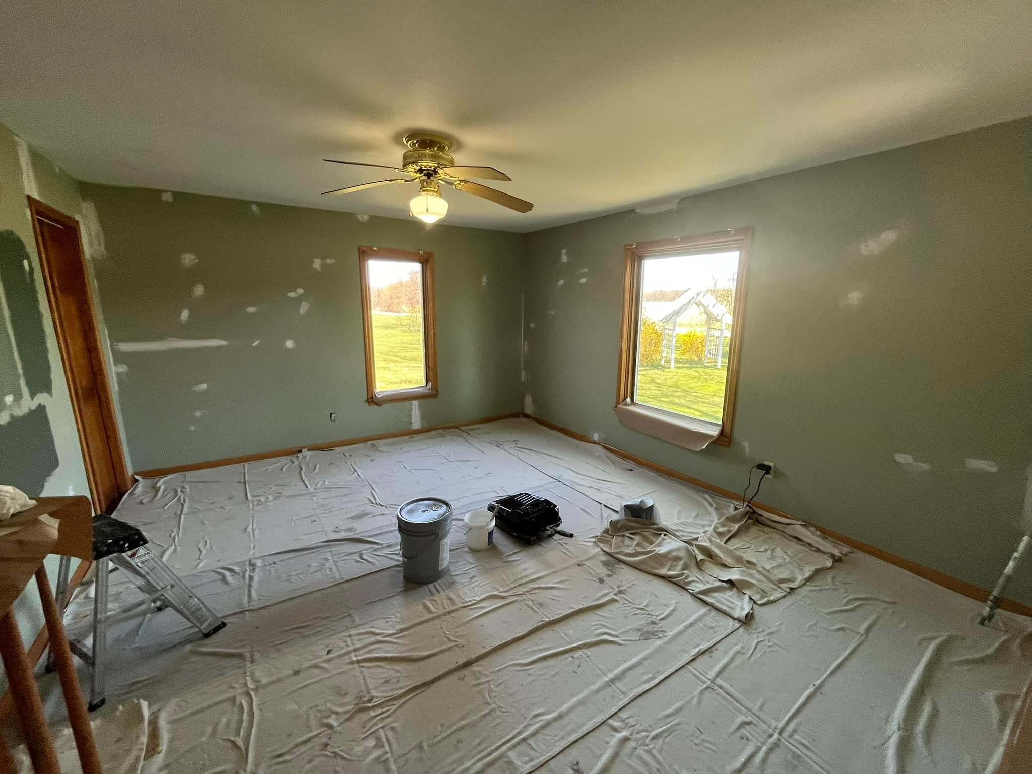 Drywall and Plastering for Ryeonic Custom Painting in Swartz Creek, MI