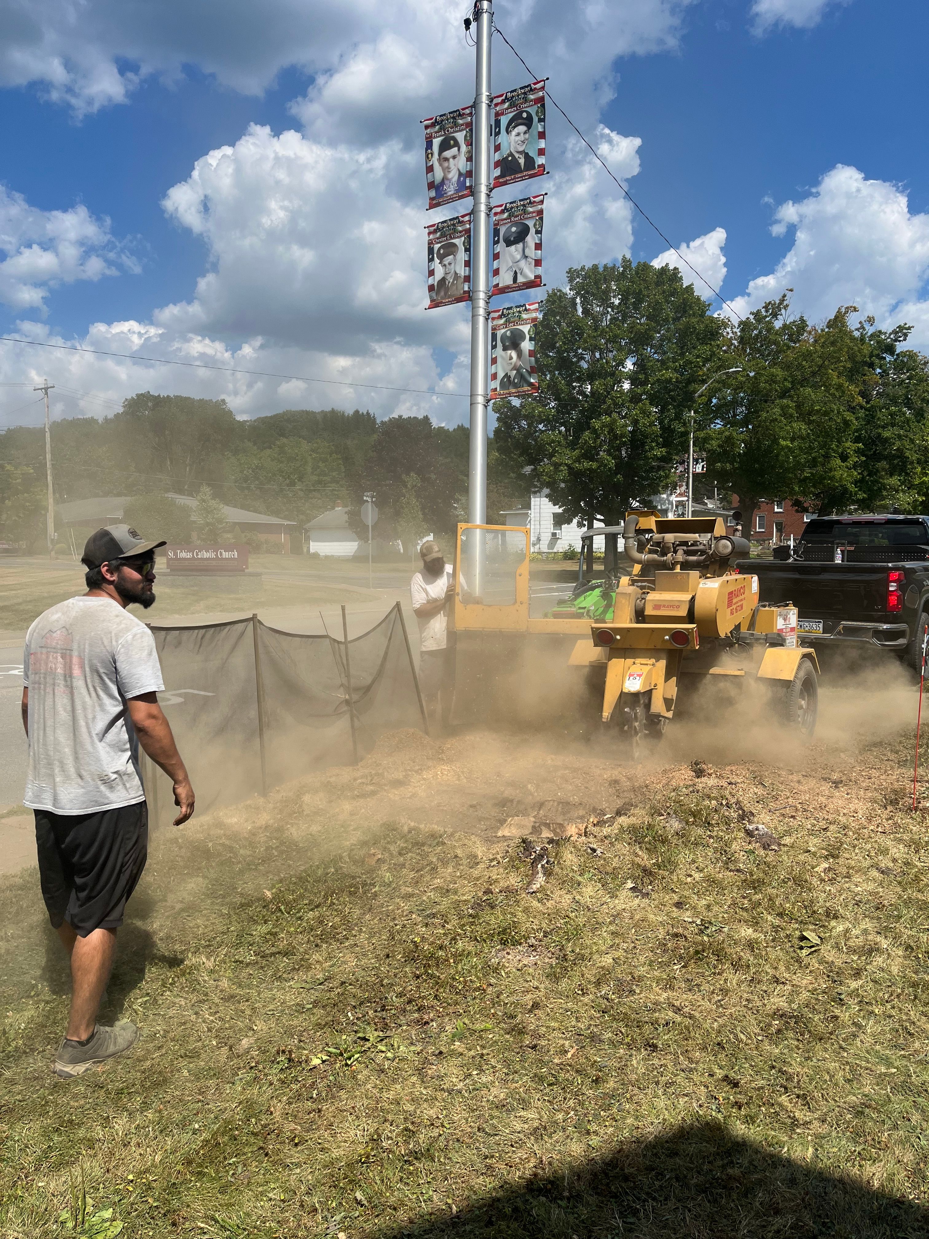  for J&E Tree & Excavation Services in Sandy, PA