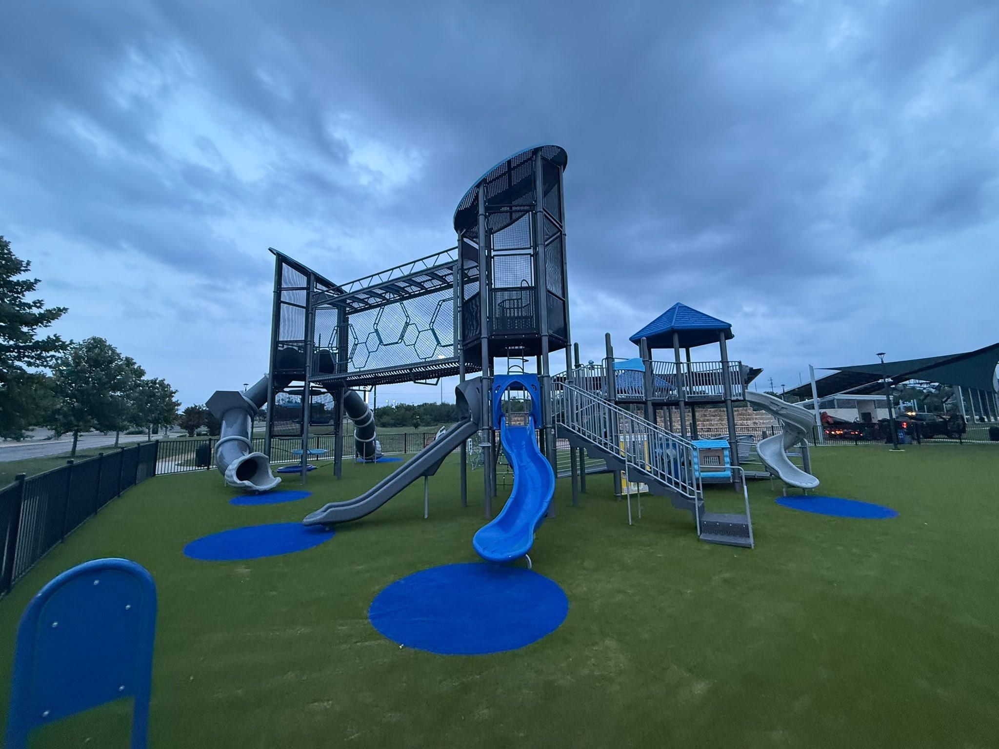  for Creative Edge Co. in San Antonio, TX