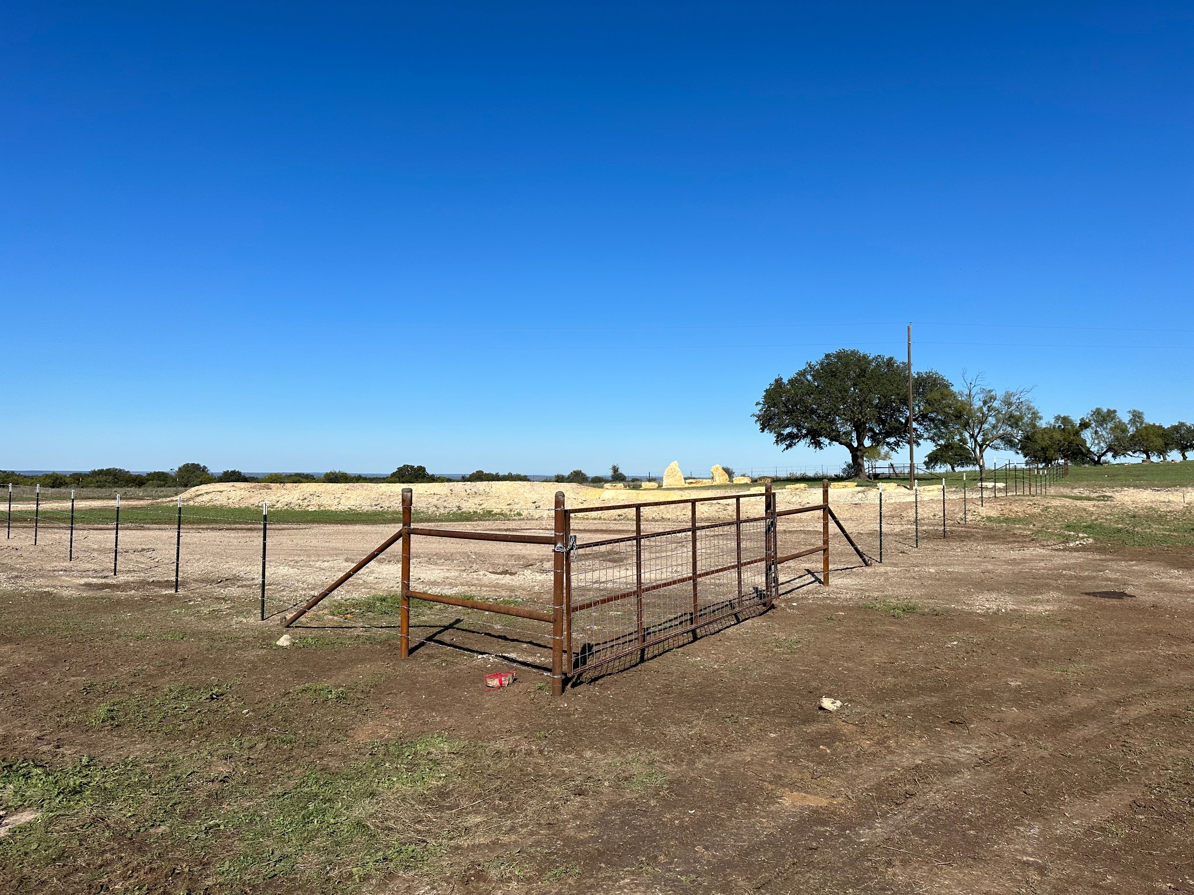  for 5-7 Fencing & Construction in Madisonville, TX