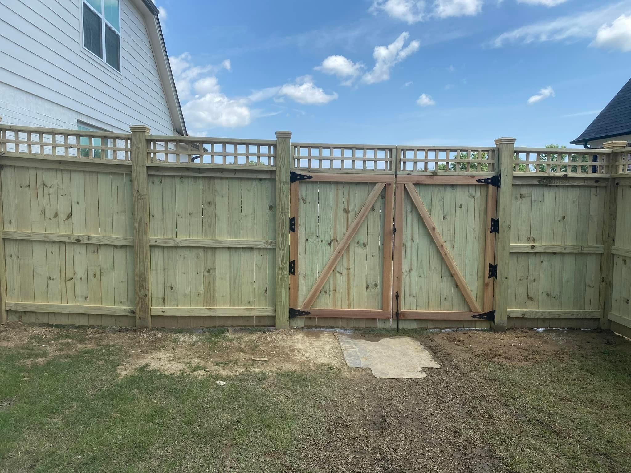  for Manning Fence, LLC in Hernando, MS