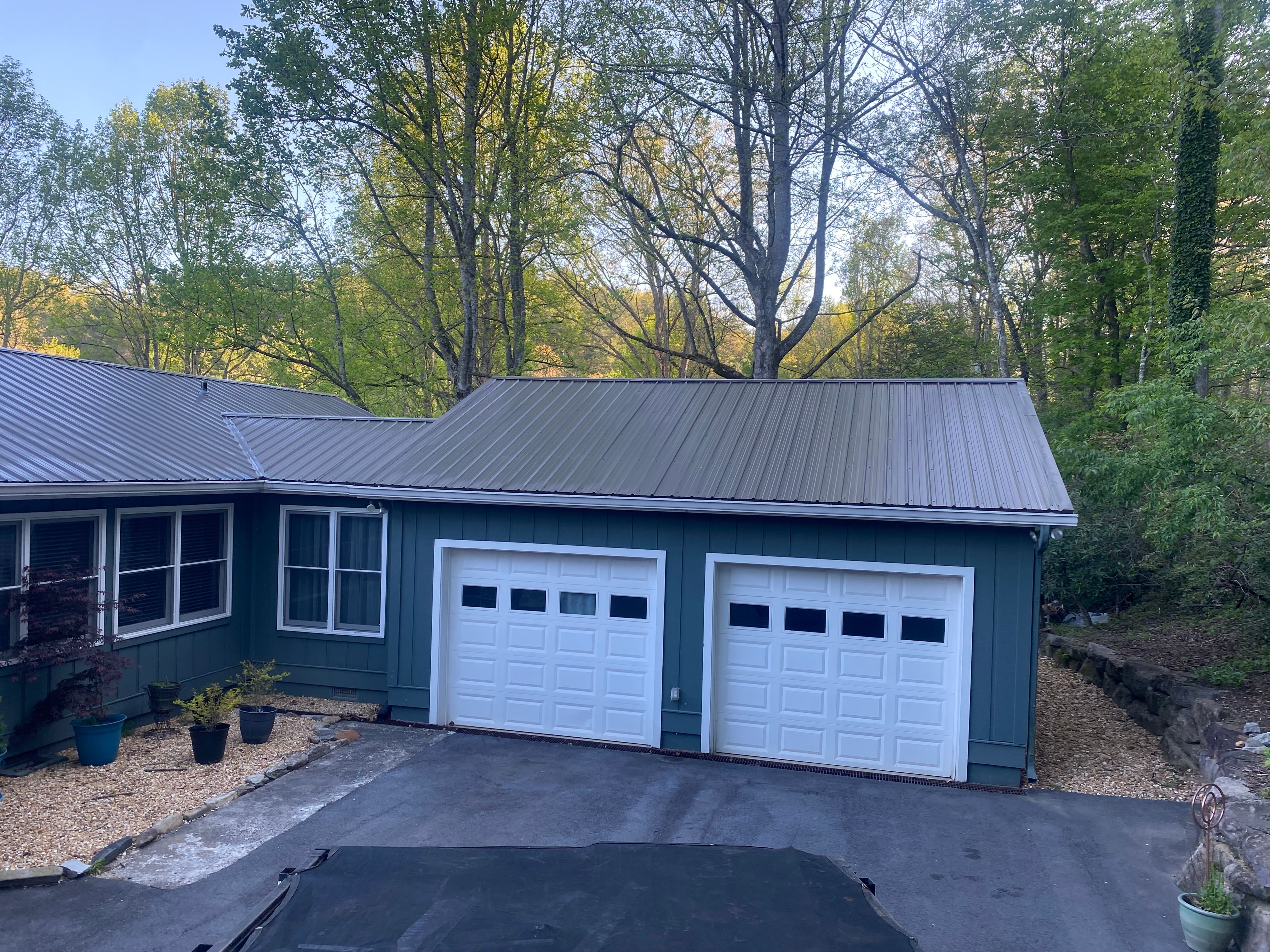  for A-Z Roofing and Construction in Franklin, NC