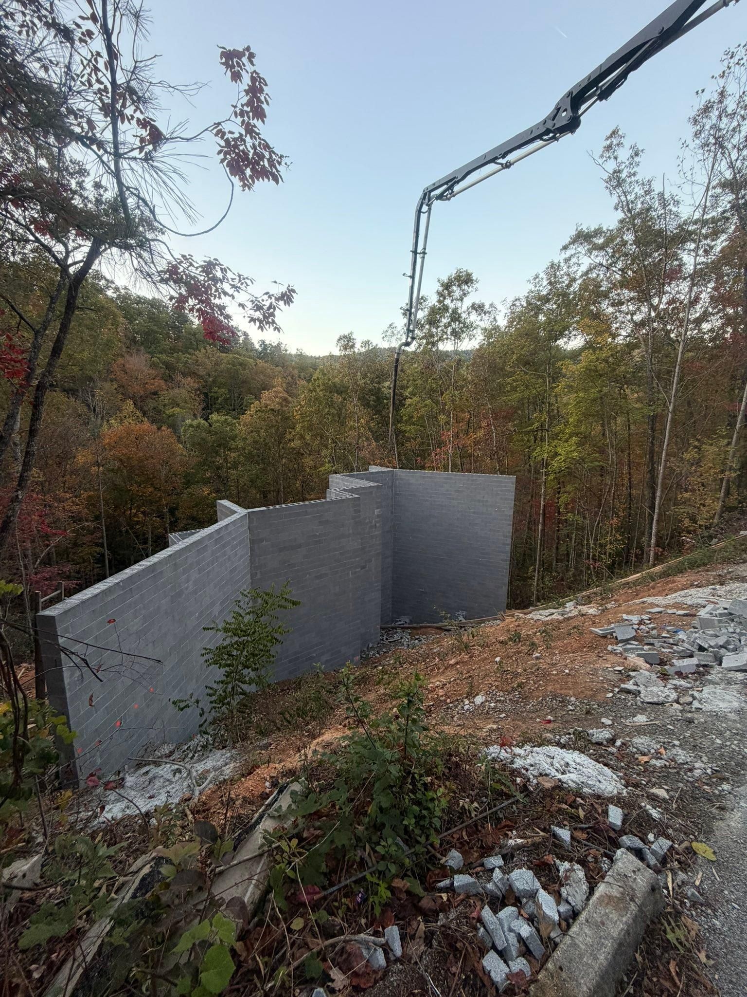  for Williams Concrete Pumping in Knoxville, Tennessee