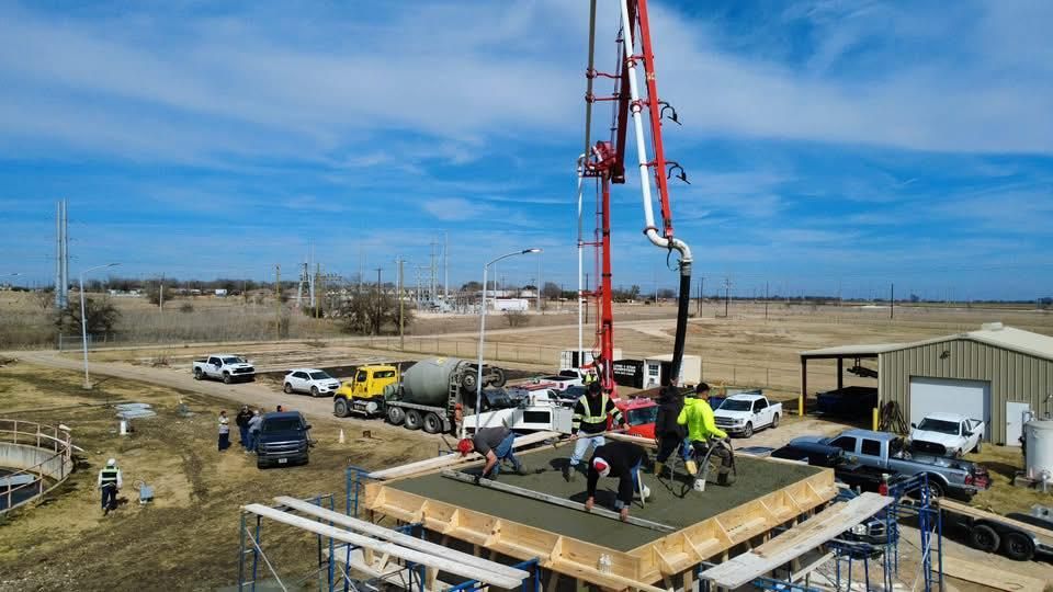  for J & M Contracting in Hewitt, TX