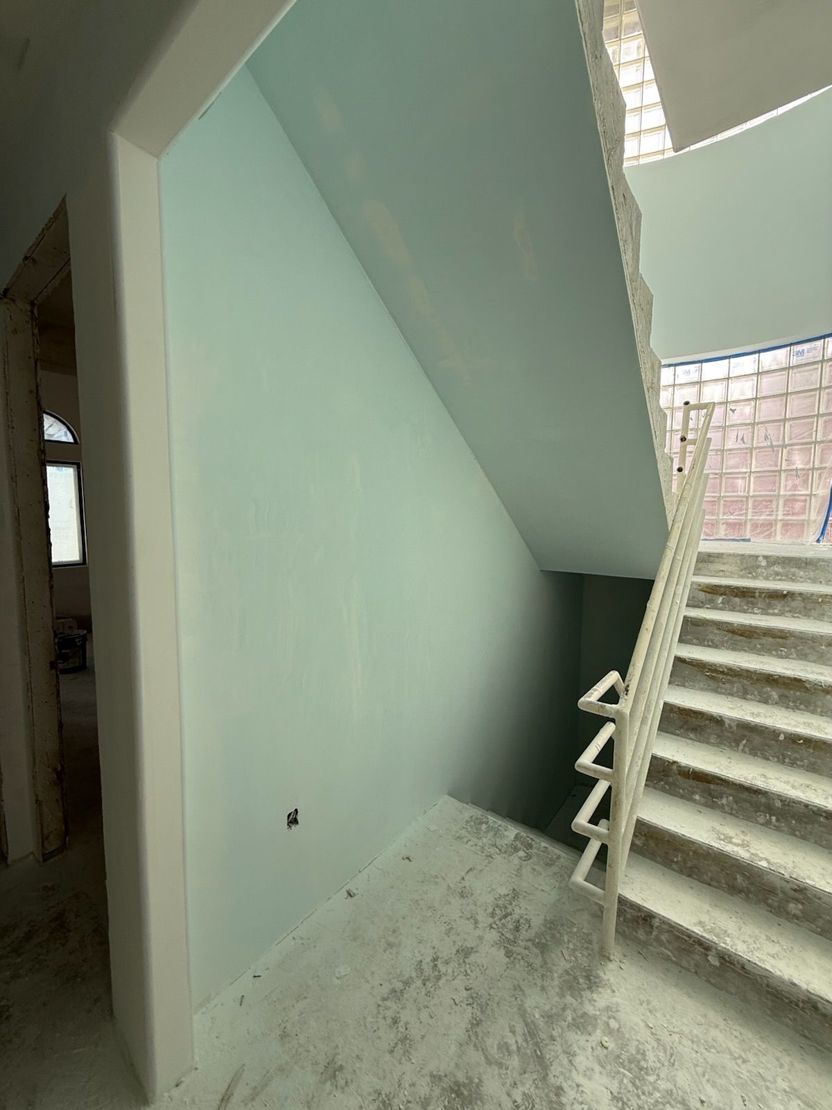  for Escorpio Painting in Tampa, FL