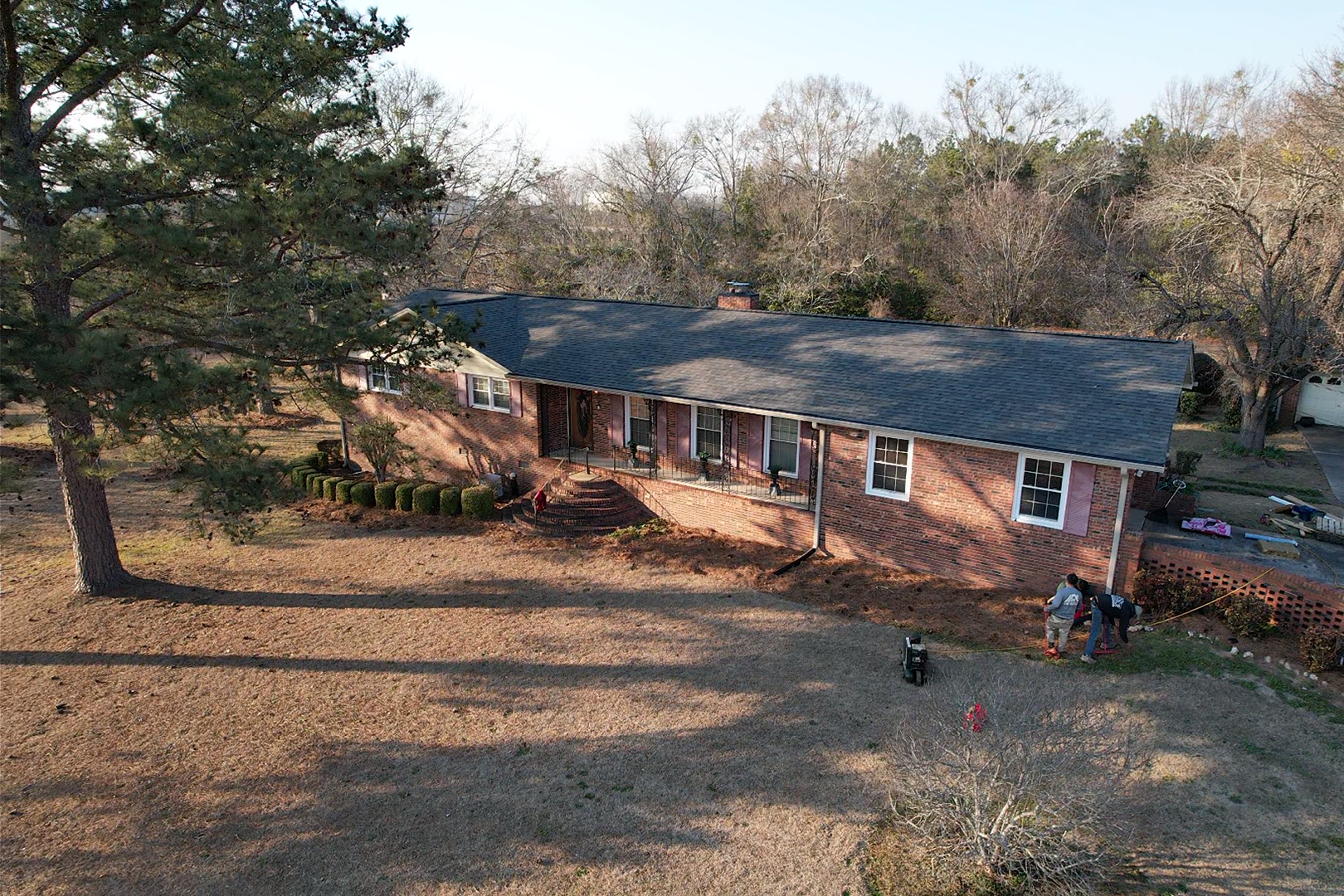  for Dollar Roofing & Gutters in Jeffersonville, GA