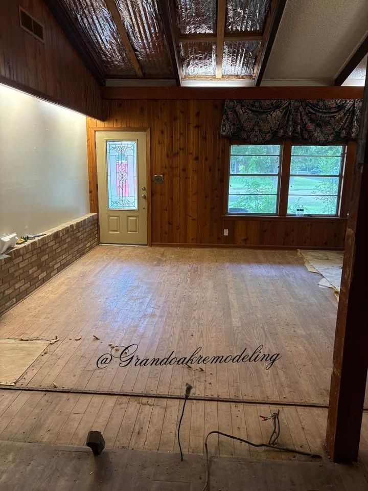  for GrandOak Remodeling LLC in Schulenburg, TX