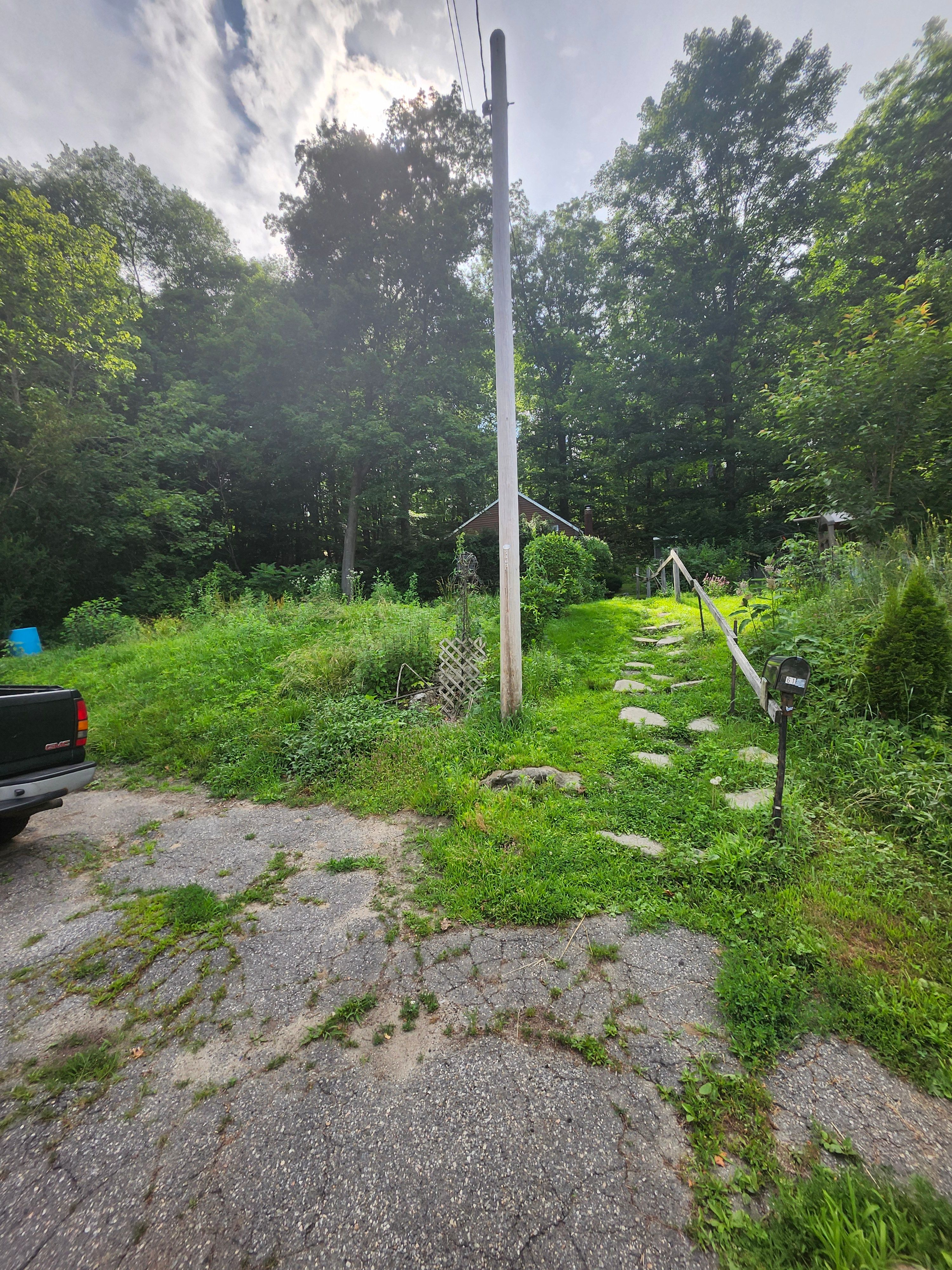 Lawn Mowing for Landscape Innovations LLC in Torrington, CT