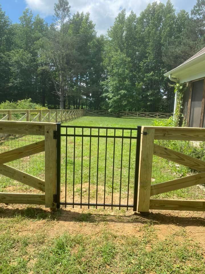  for Manning Fence, LLC in Hernando, MS