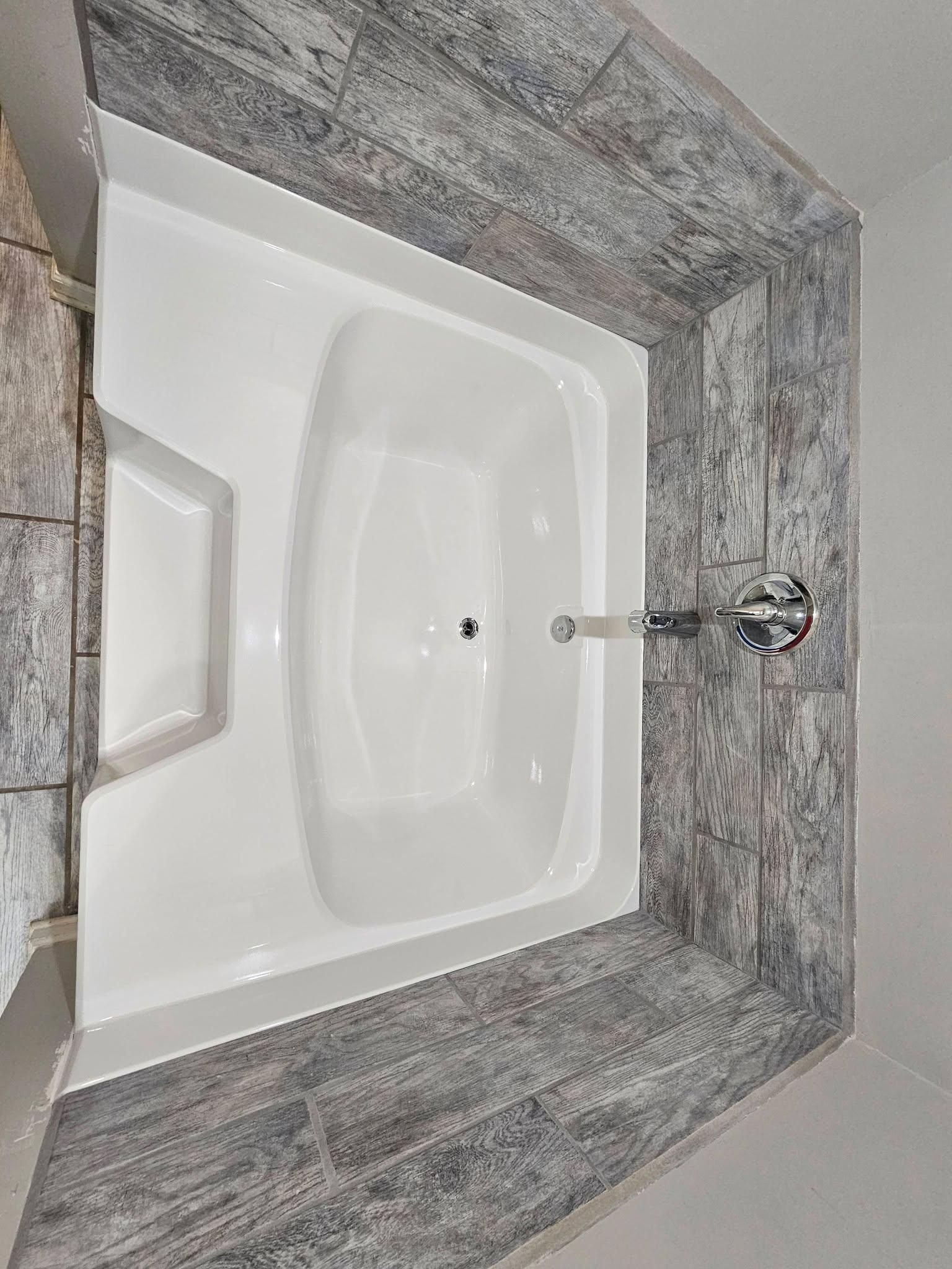  for Tub Life Resurfacing in Adairsville, GA