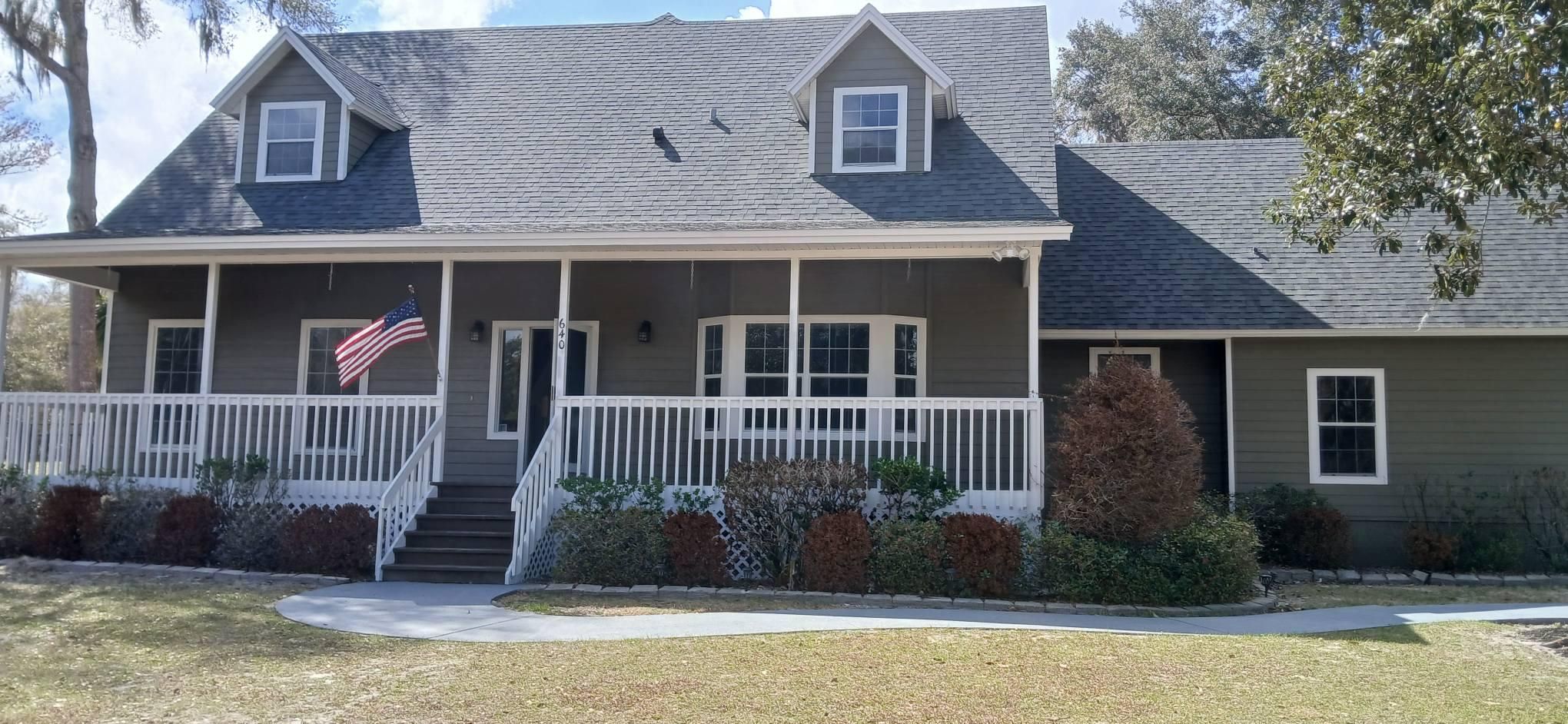  for Bradley Bradshaw Painting in Christmas, FL