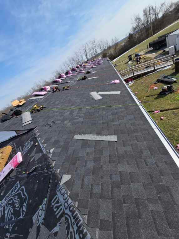 Roofing for Primetime Roofing  in Winchester, KY