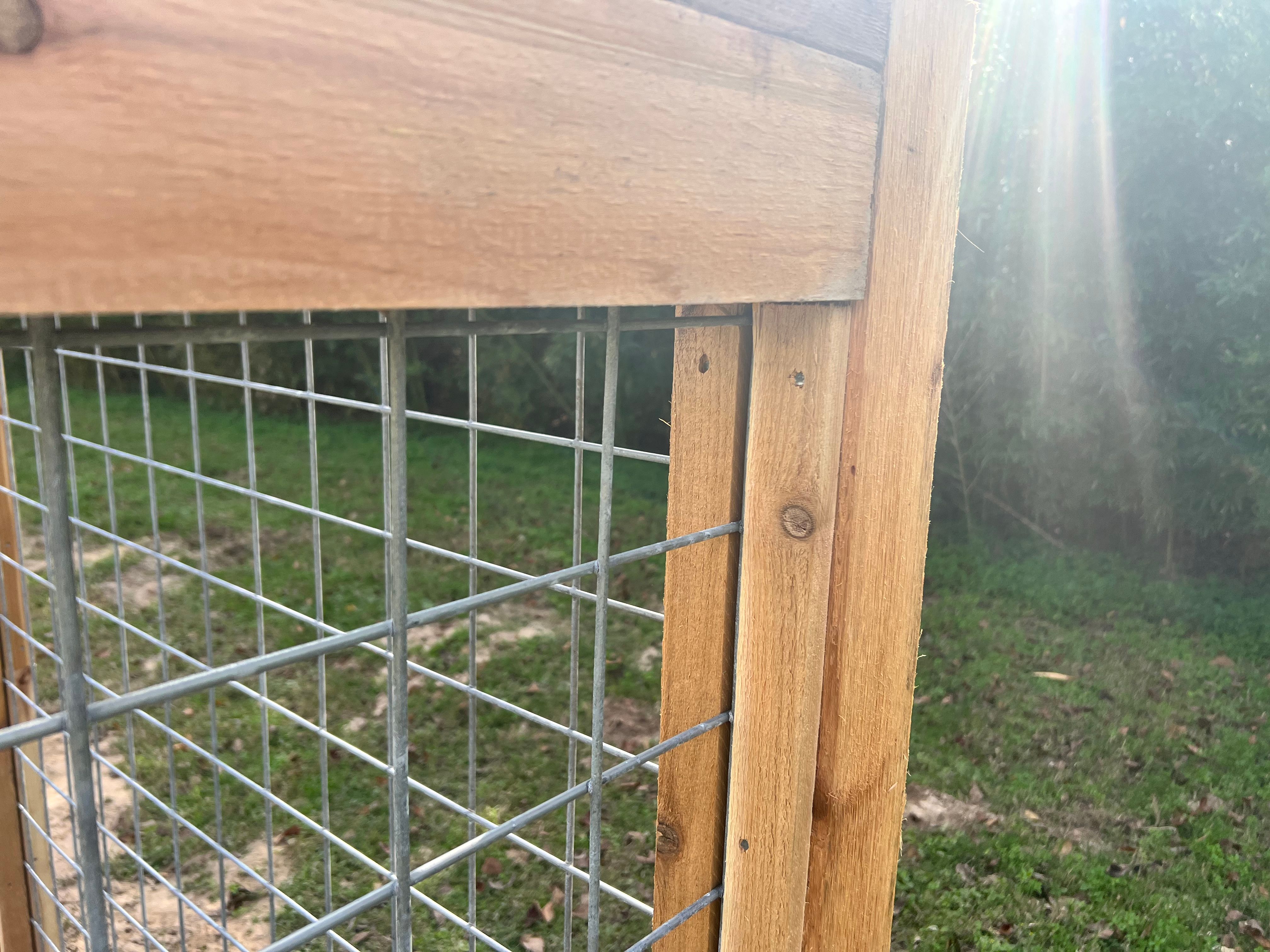 Decorative Wood Fencing  for Pride Of Texas Fence Company in Brookshire, TX