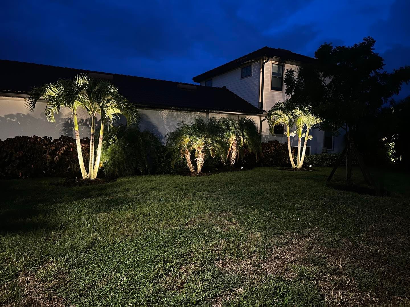  for Luxury Outdoor Lighting in Venice, FL