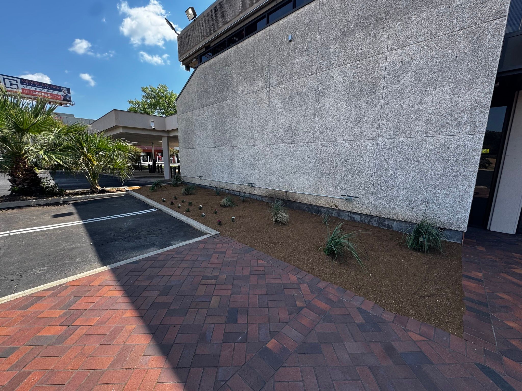 Lawn Maintenance for Exellent lawn services in San Antonio, TX