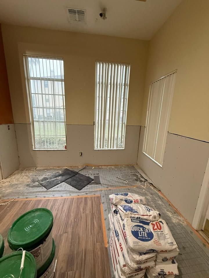  for Escorpio Painting in Tampa, FL