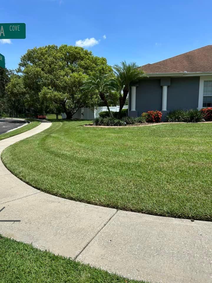 All Photos for Estrada All Pro Lawn Service in Auburndale, Florida