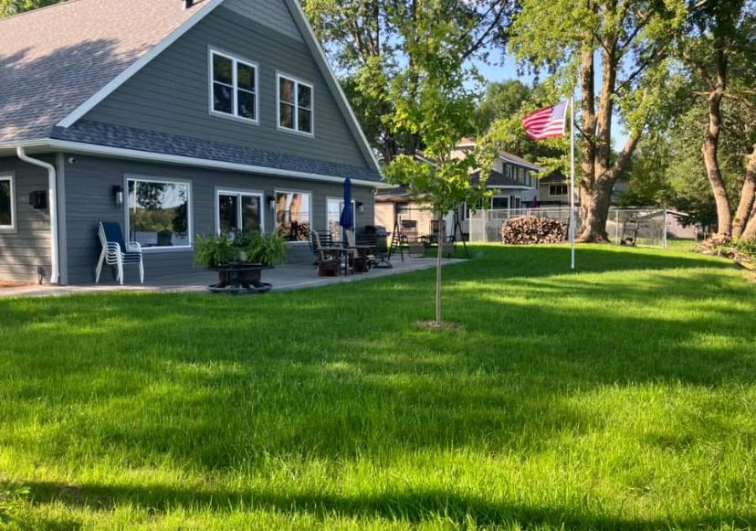  for Premier Services in New London, MN