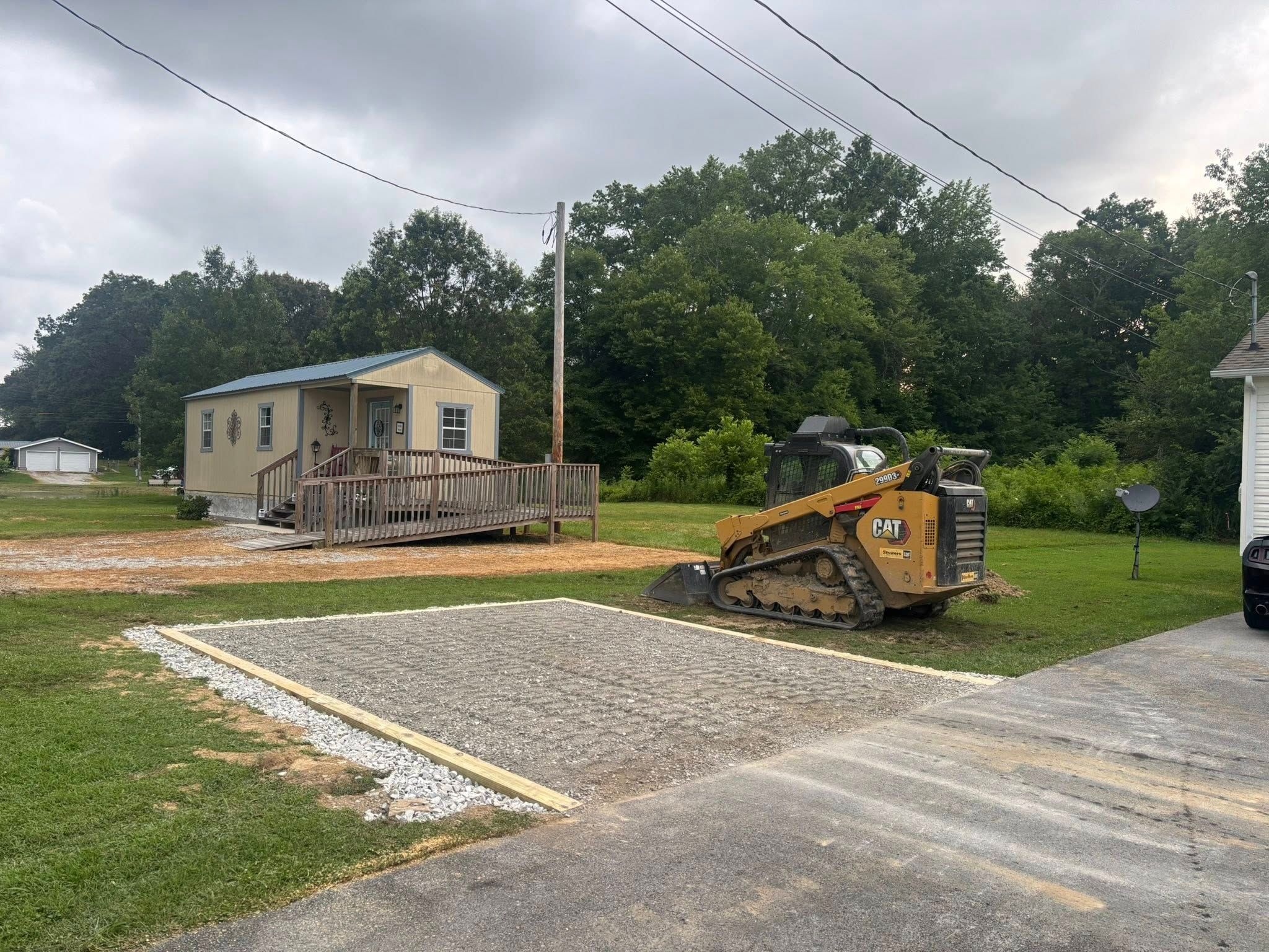  for Mountain Land Services LLC. in Oneida, TN