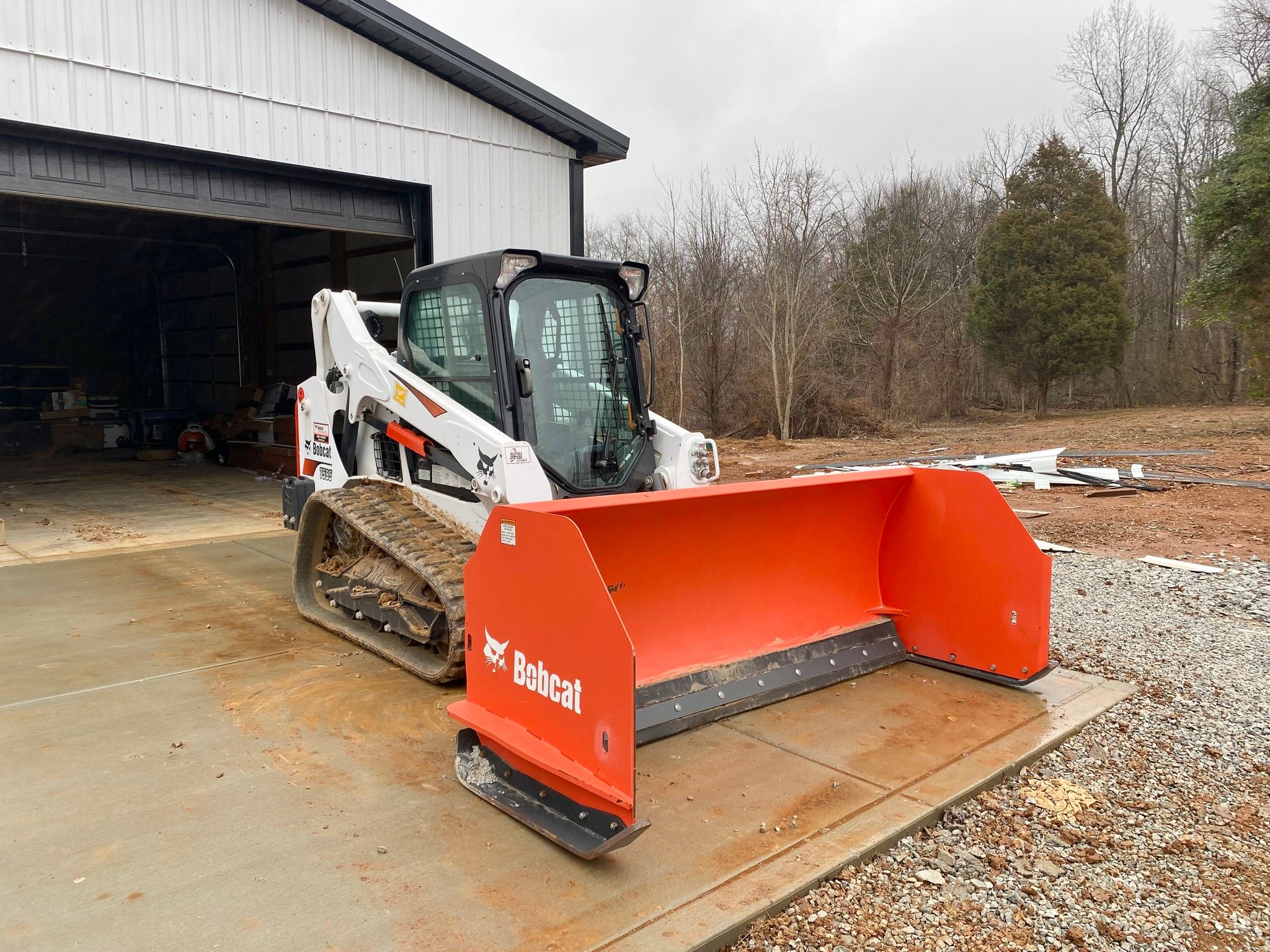 Excavating for Louisville Earth Movers in Crestwood, KY