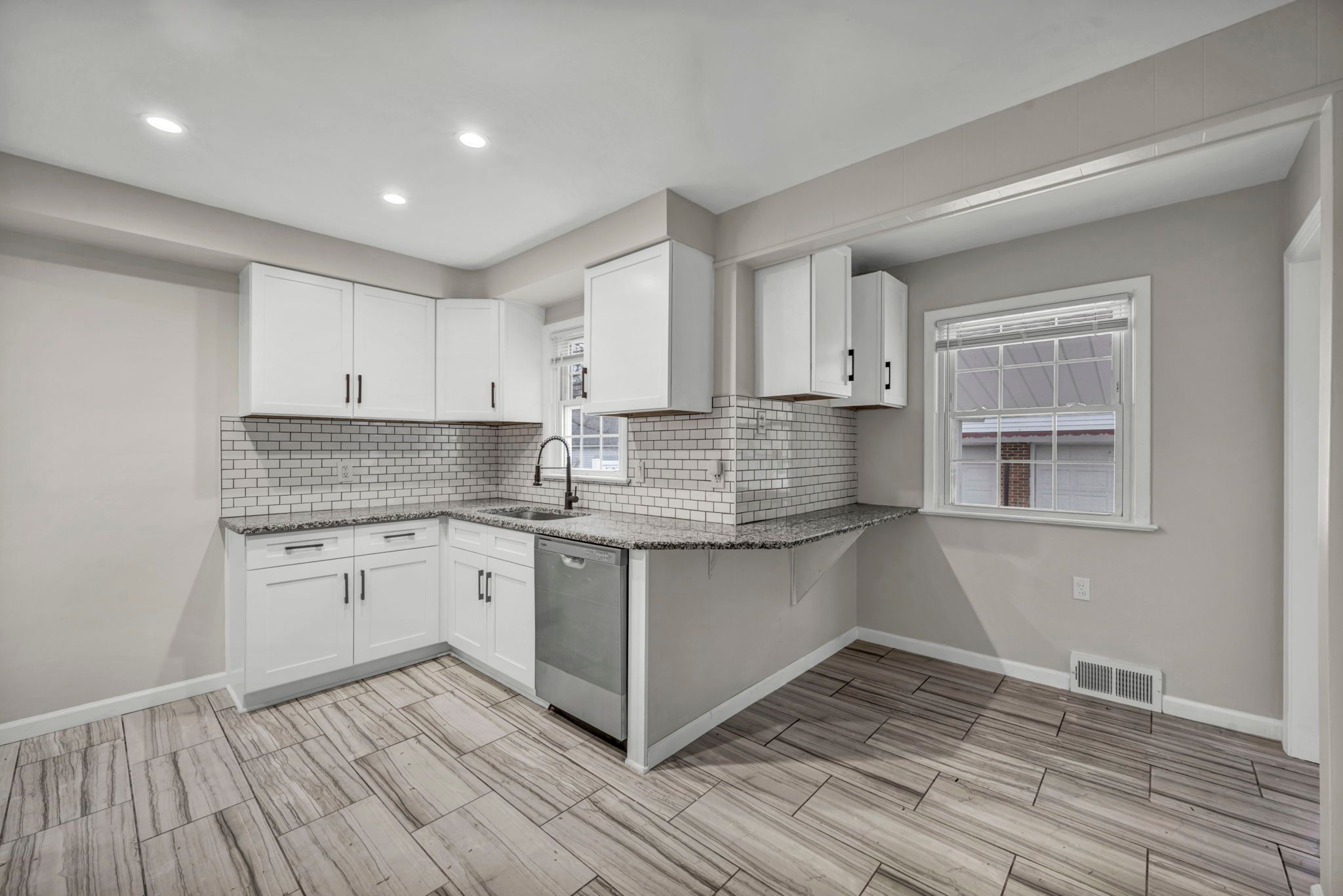  for ForeverHome RE in Cleveland, OH