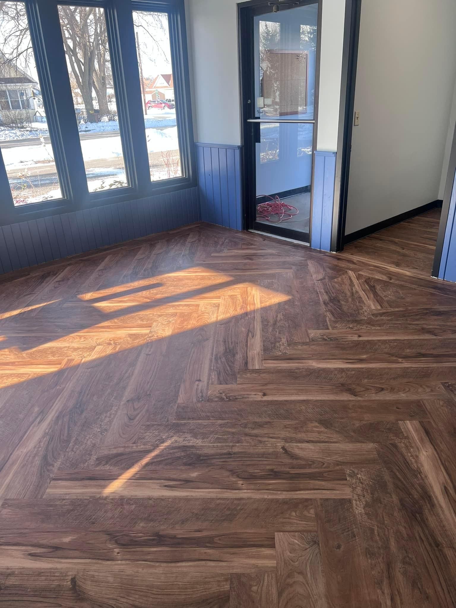  for R. Royal Floors in Royalton, MN