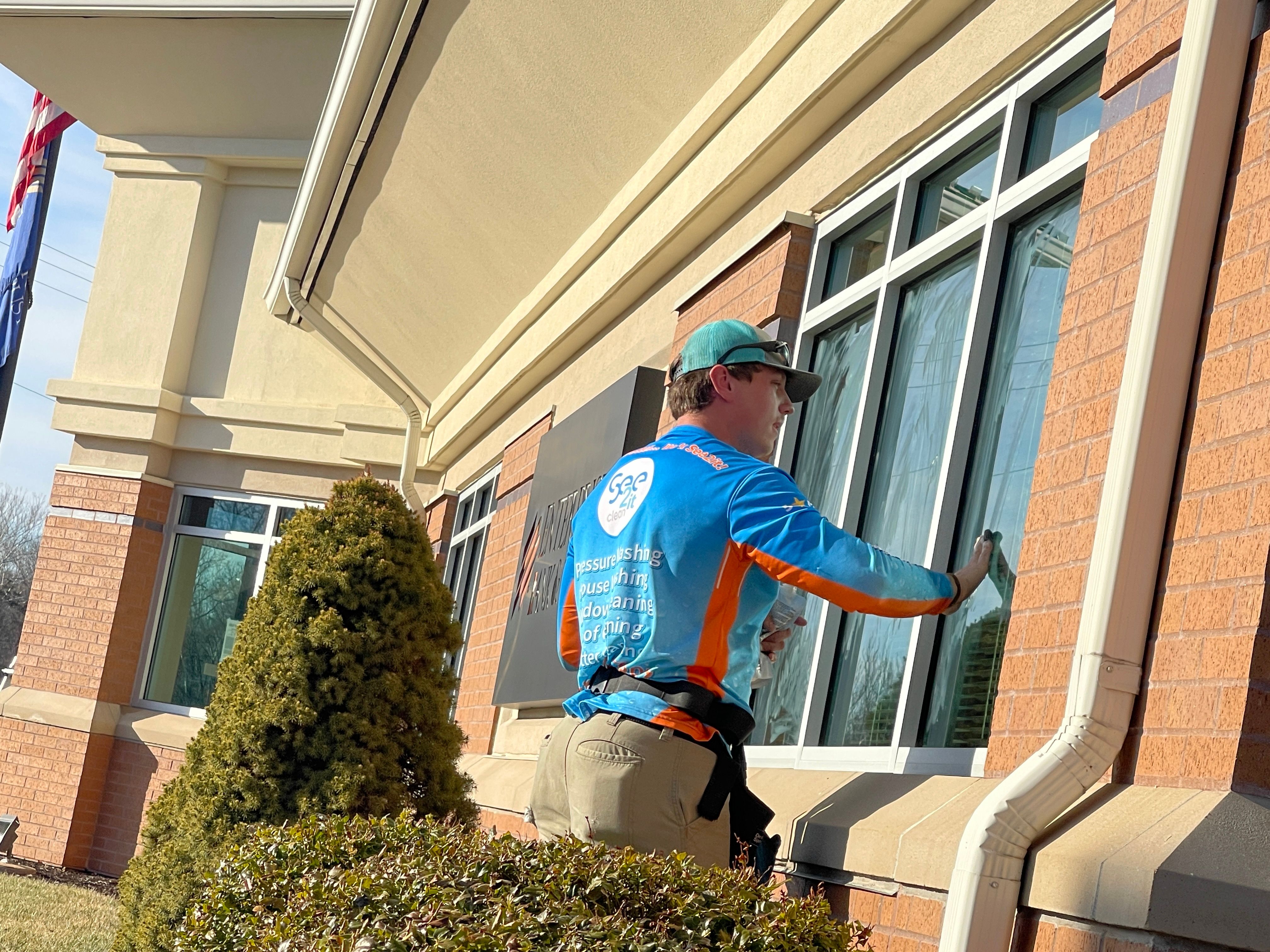  for See2it Clean in St Louis, MO