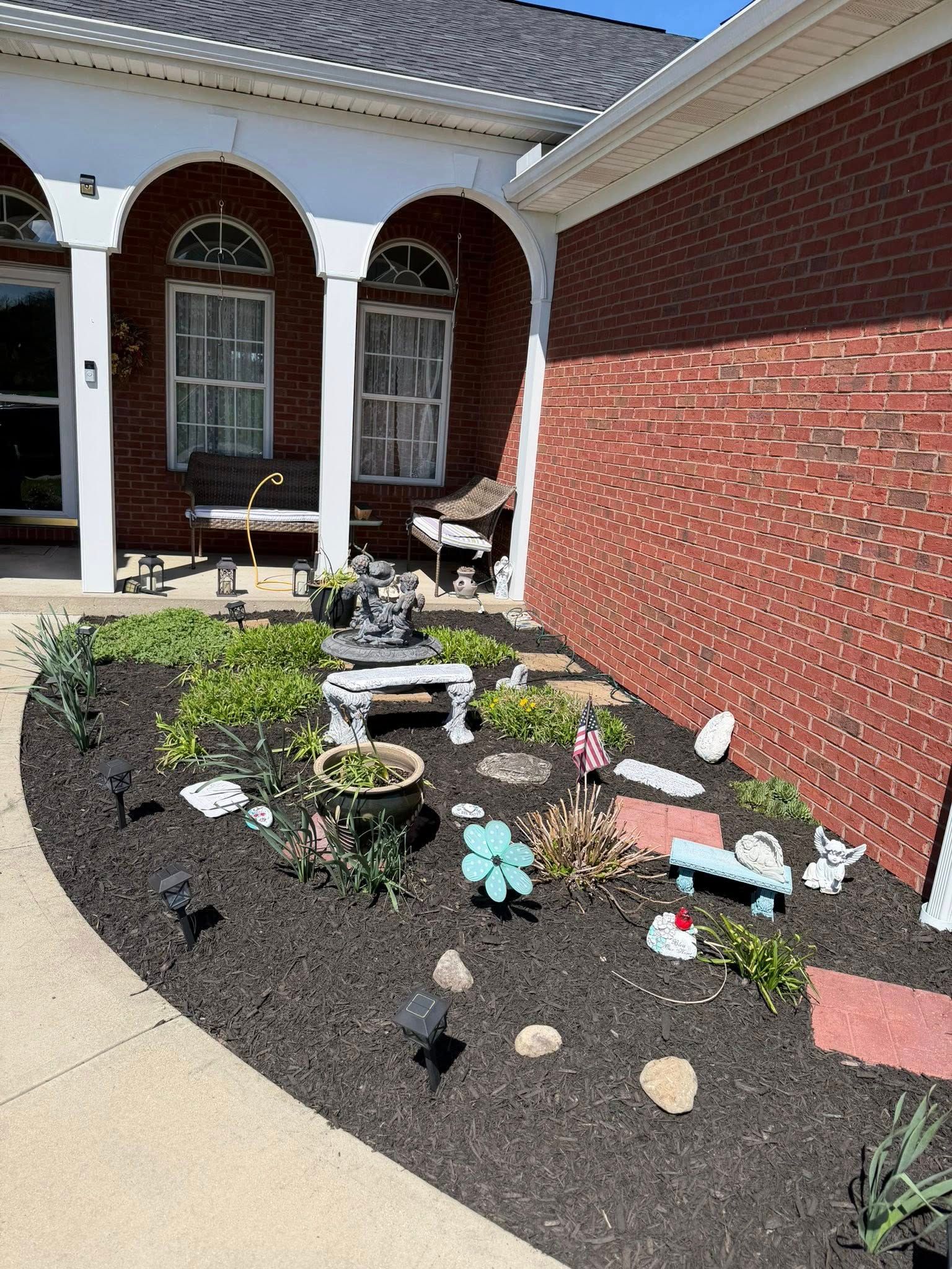 Landscaping for Gullion’s Lawn and Landscaping in DeMossville, KY