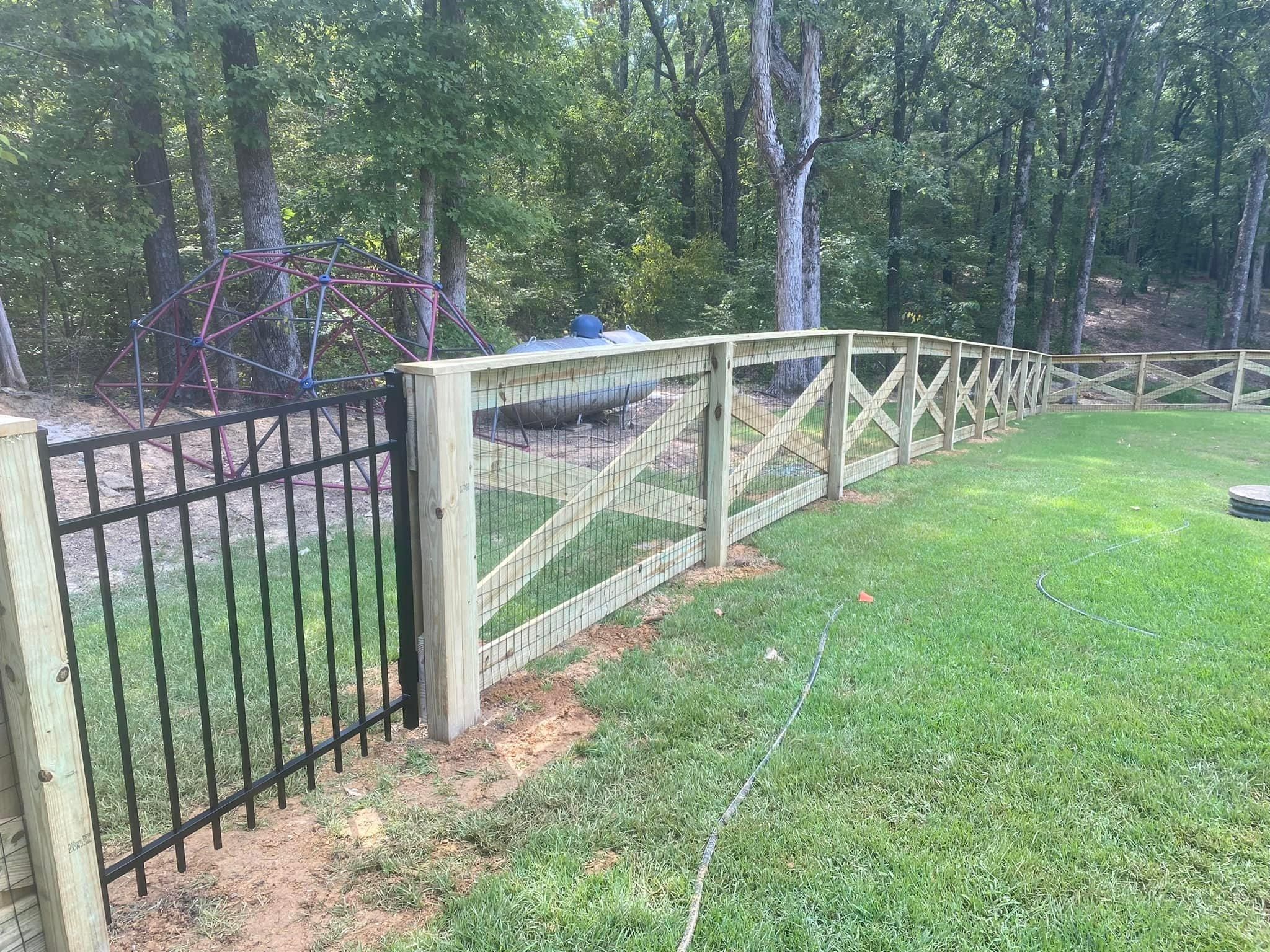  for Manning Fence, LLC in Hernando, MS