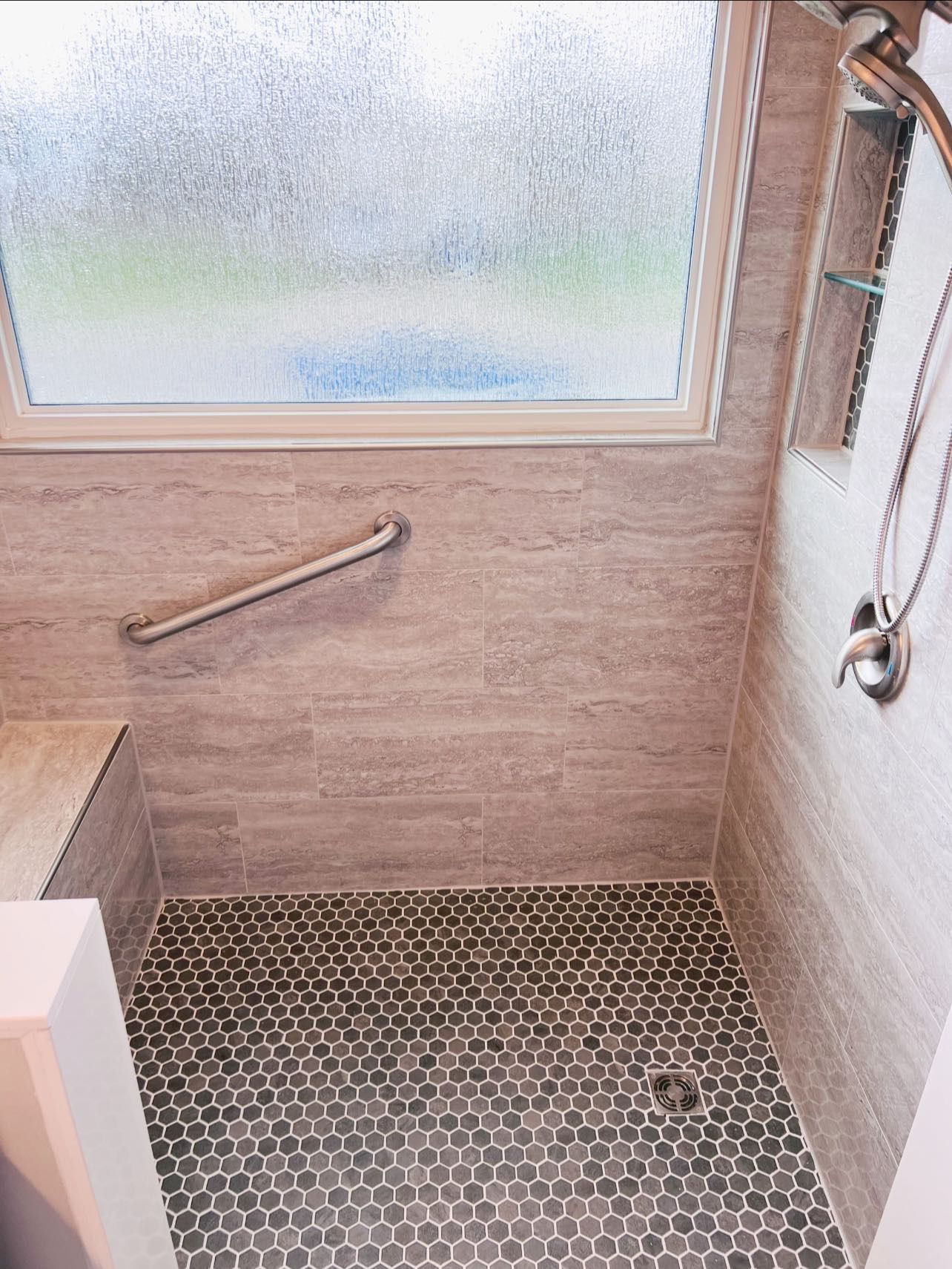  for Riveras Contracting in Beavercreek, OH