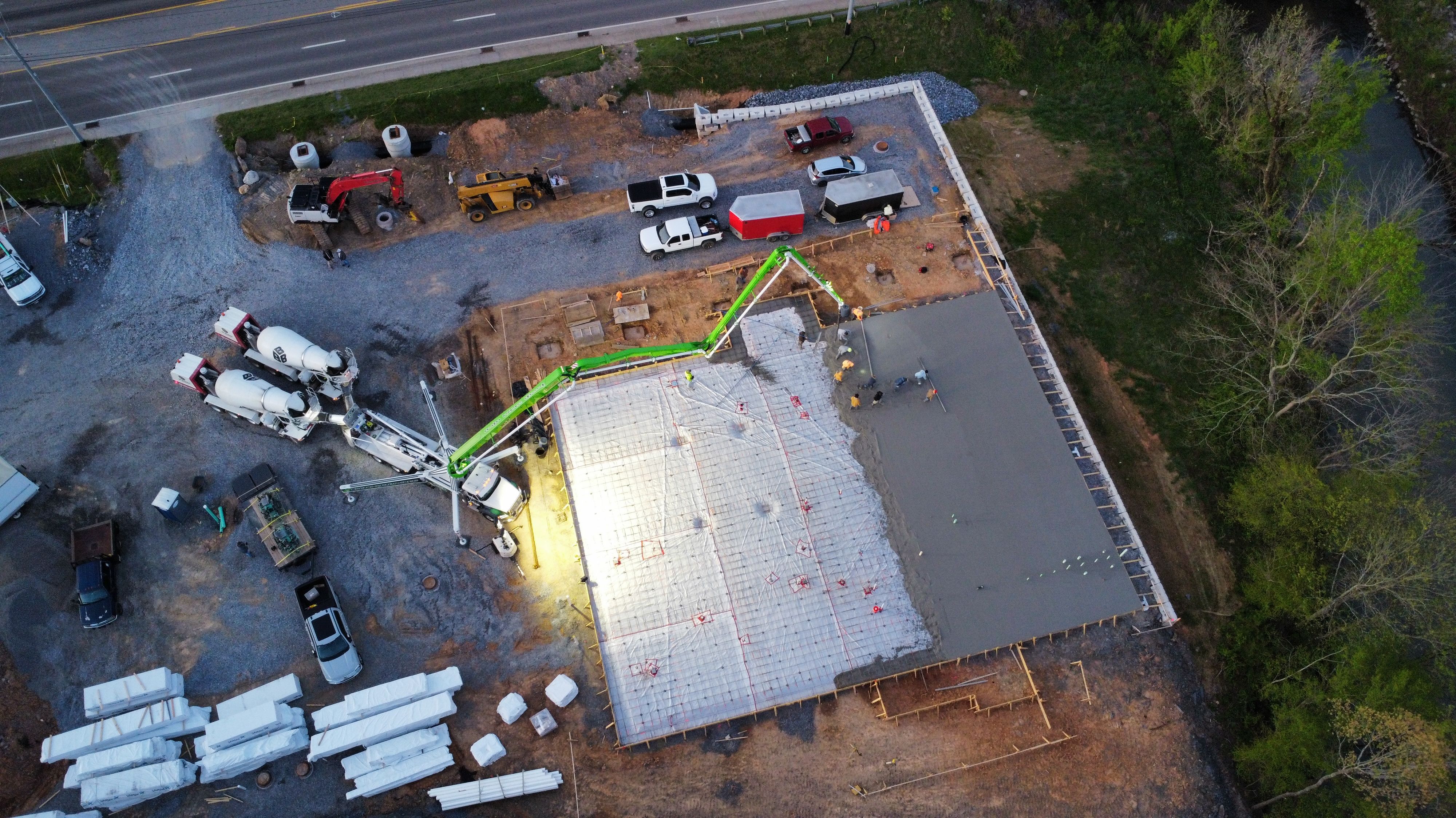  for HR Concrete Solutions LLC in Gatlinburg, TN