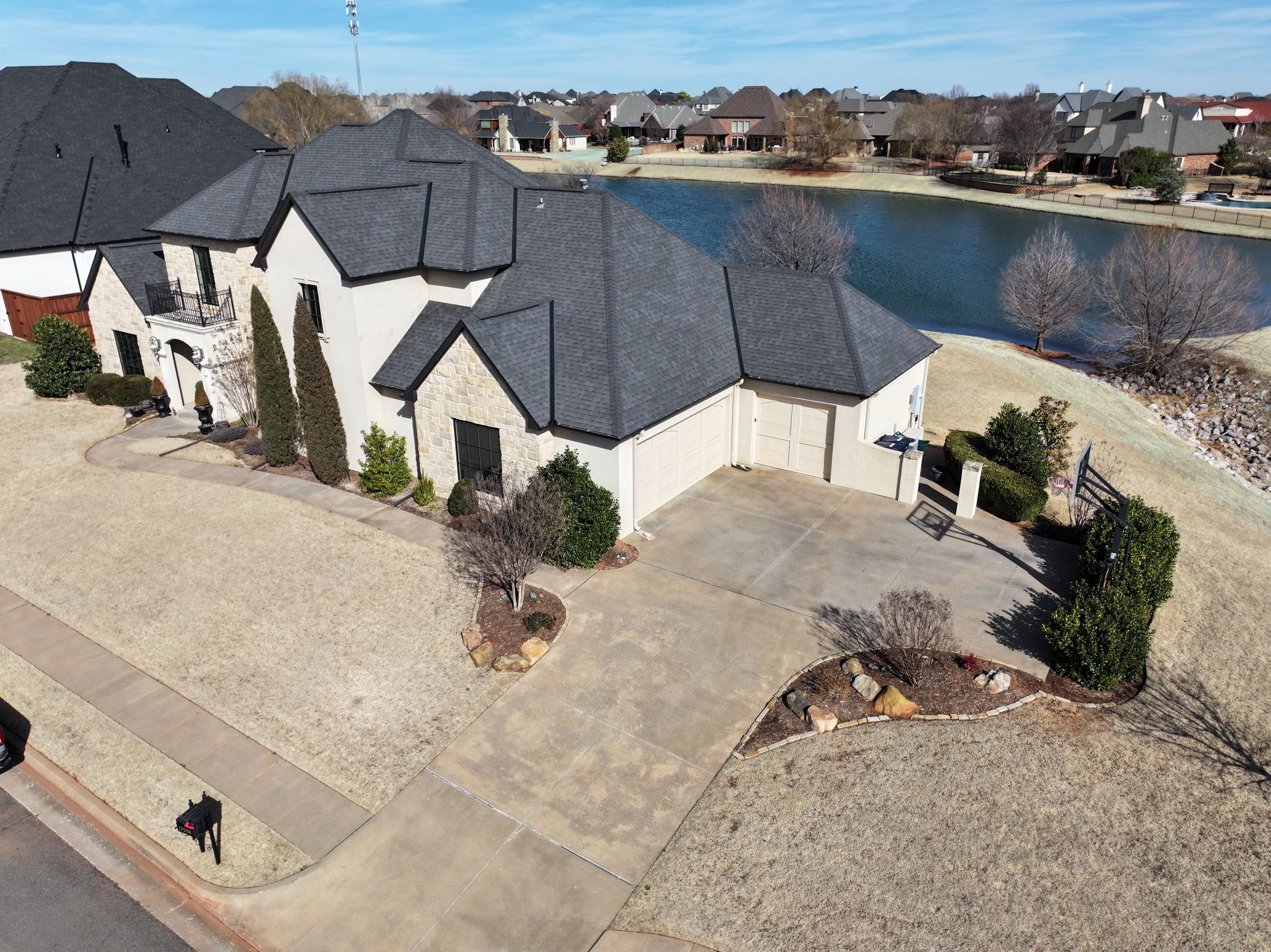  for Clutch Roofing & Construction in Mustang, OK