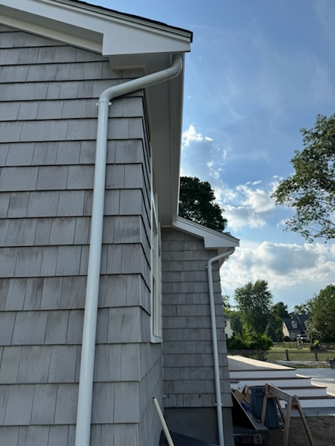  for GR Brothers Home Improvement in Waltham, MA