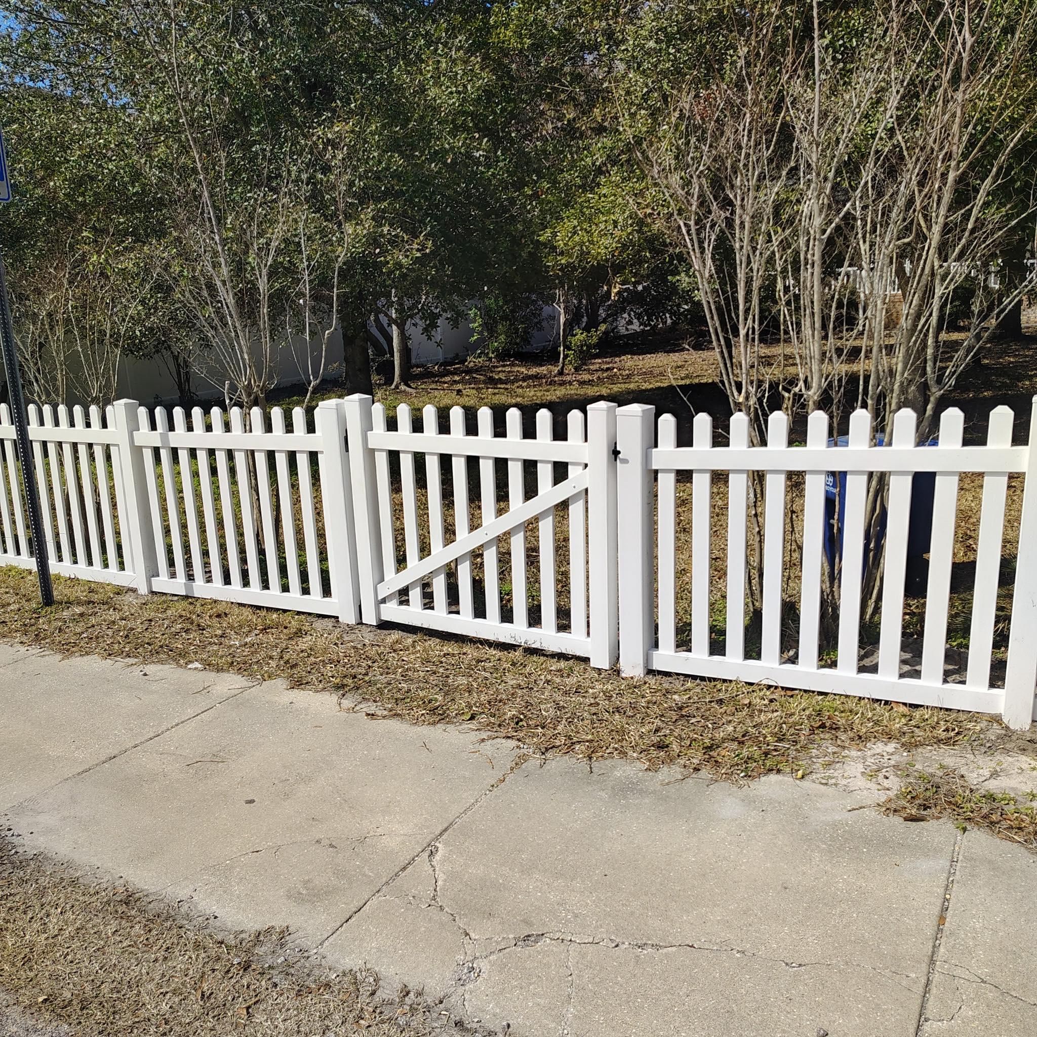  for JB Nealy Fence in Elgin, SC