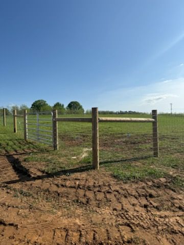  for Ap’s Fencing in McMinnville, TN