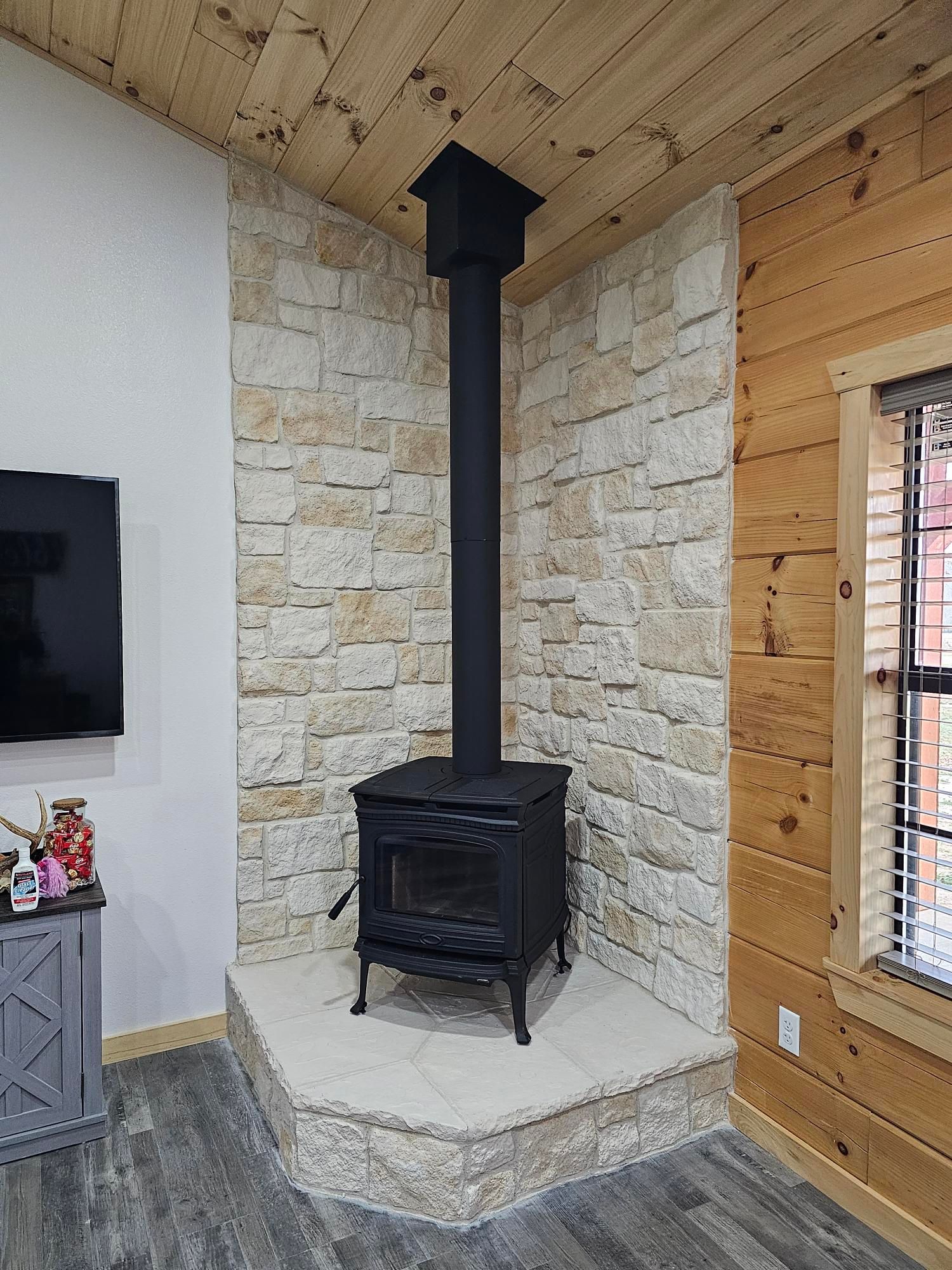  for Hunt Stone & Fireplace in Huntington, TX