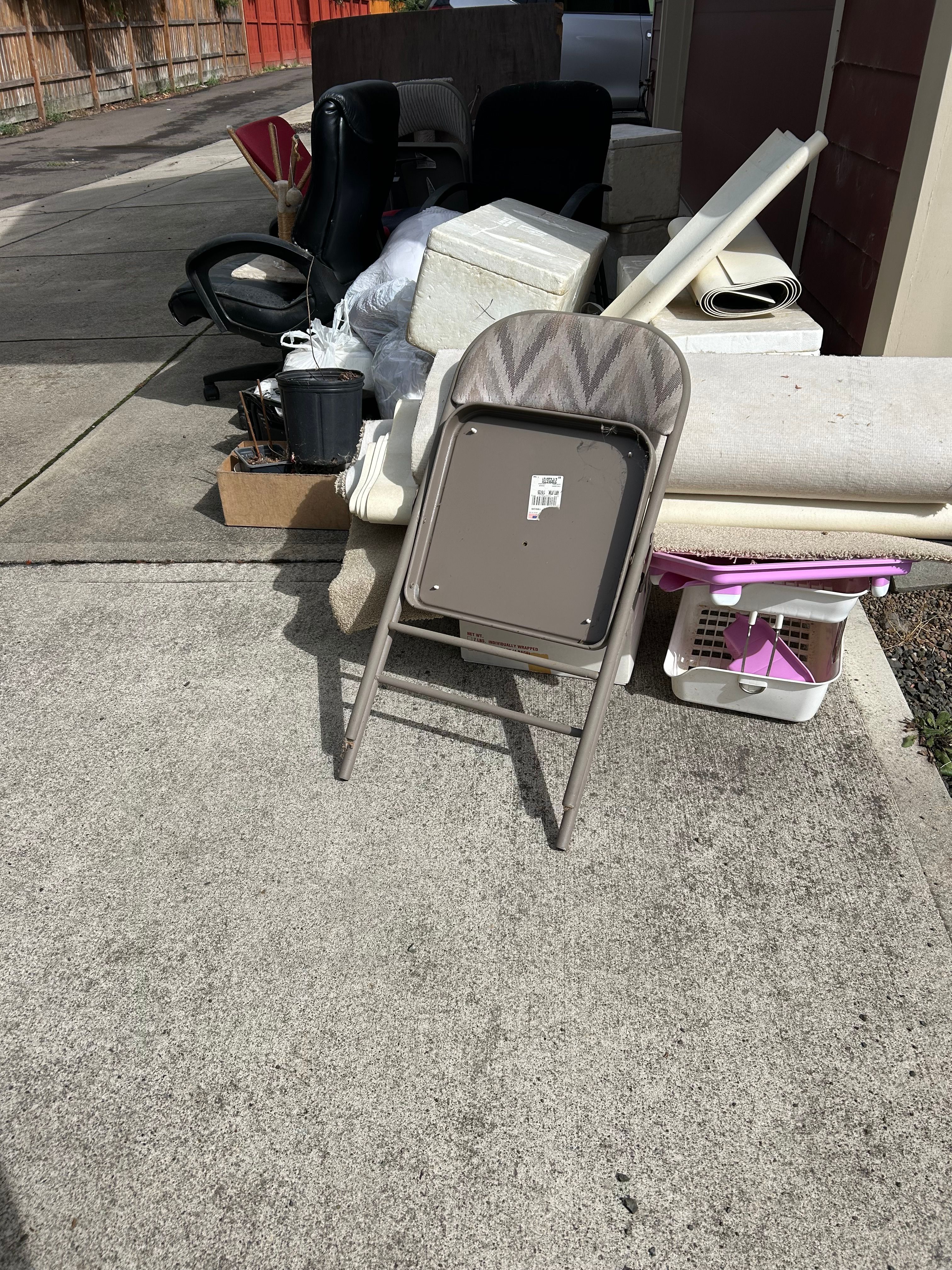  for Sol Junk Removal in Independence, OR