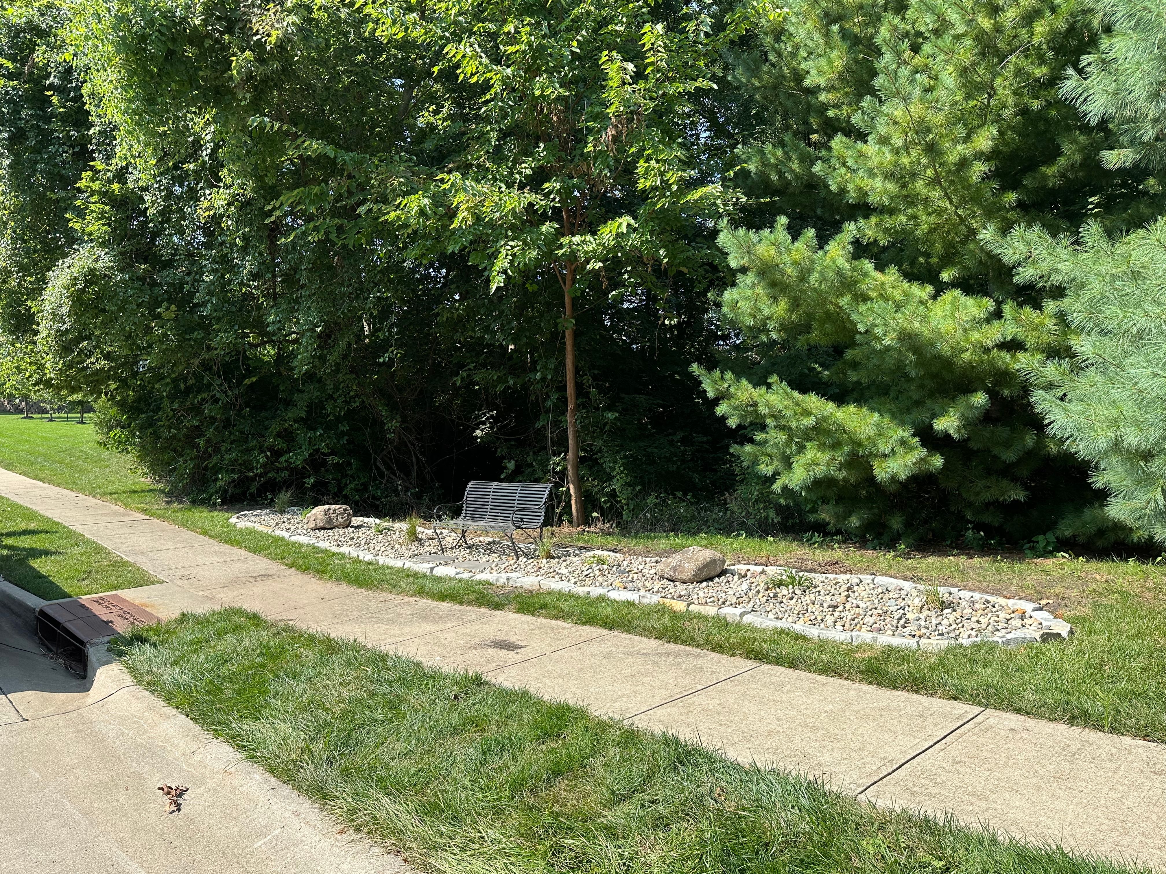  for Thomas' Lawn Care in Maryville, MO