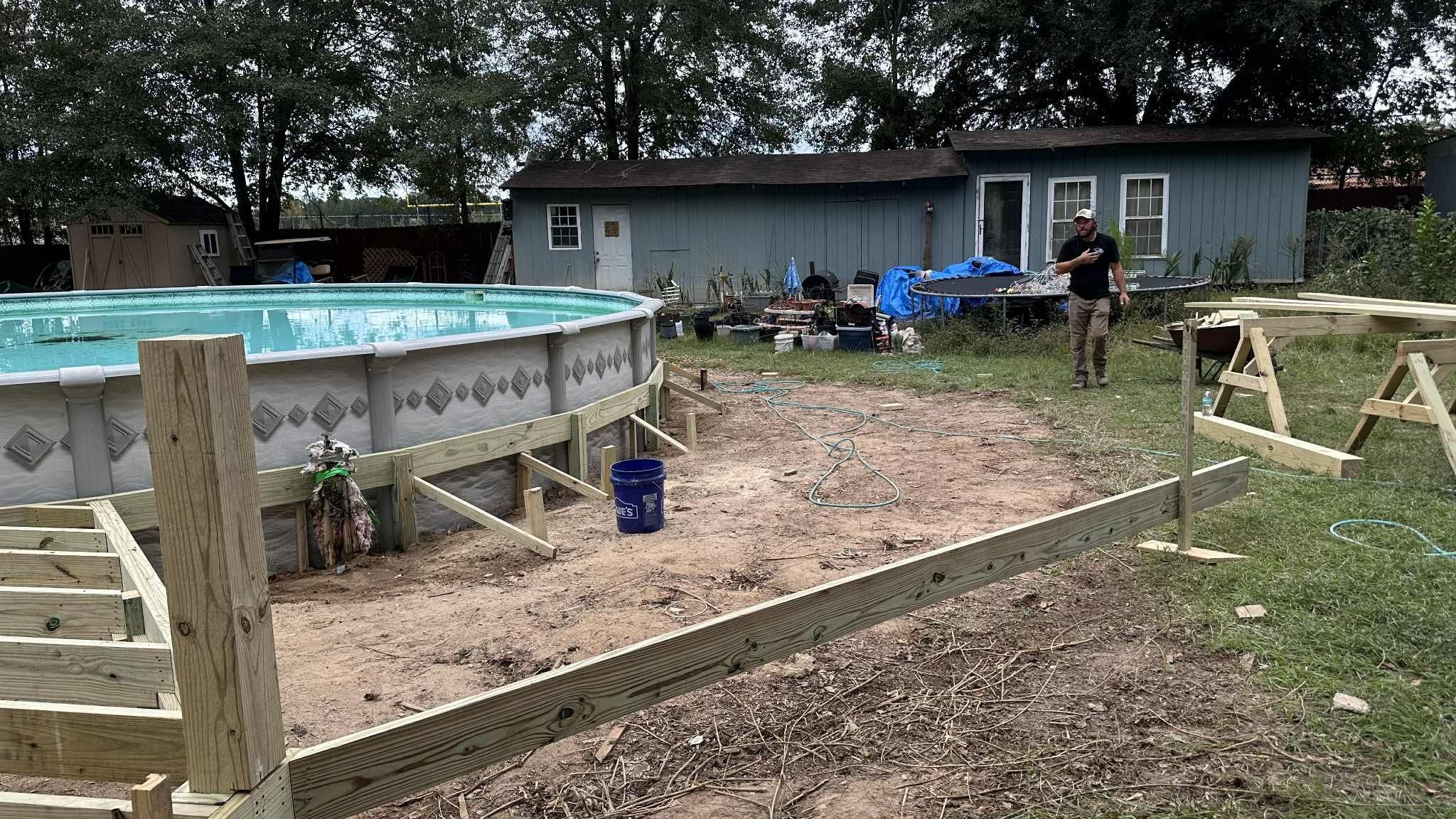  for JB Nealy Fence in Elgin, SC