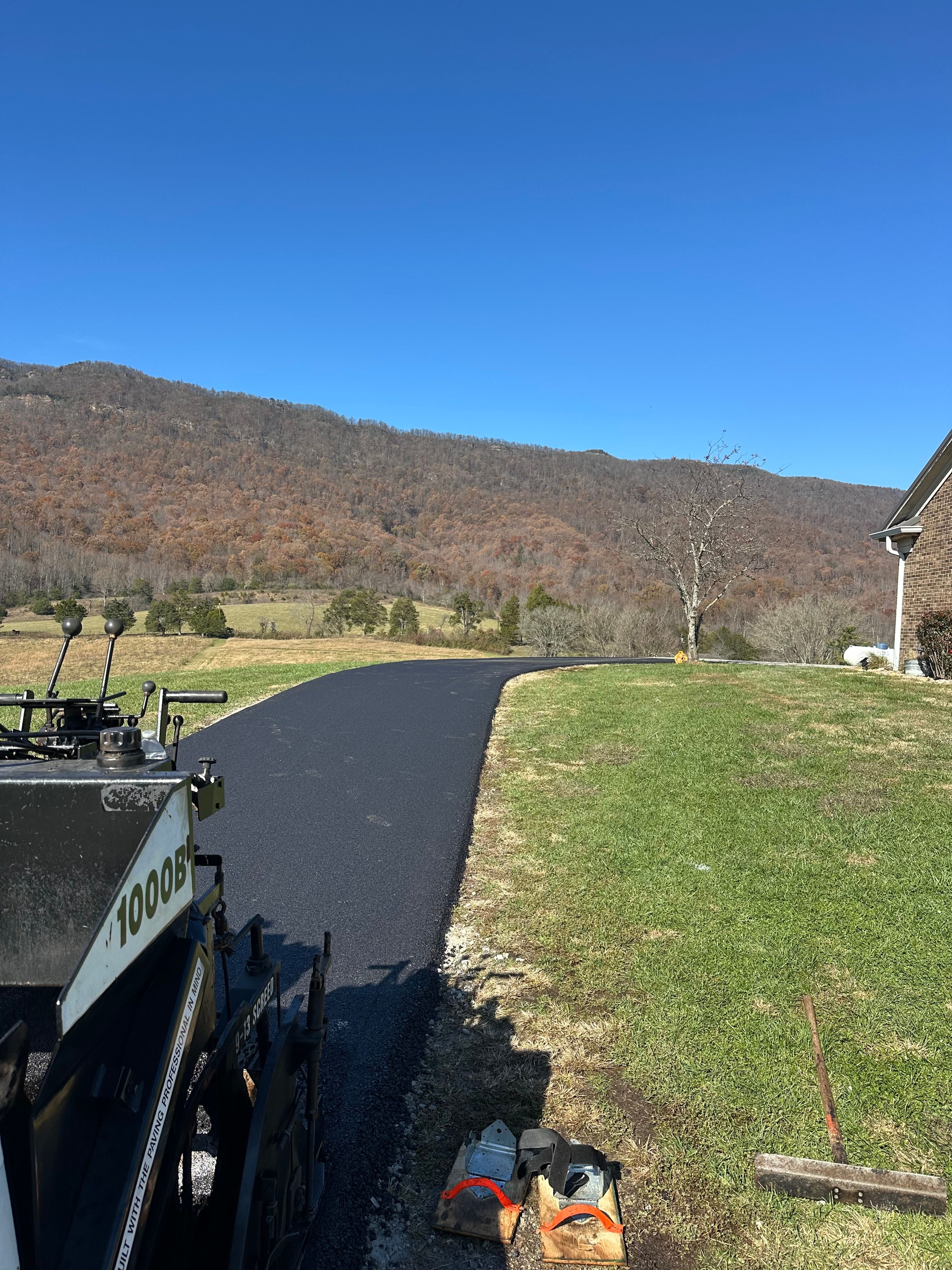  for Metzler Paving and Sealcoating in Jacksboro, TN